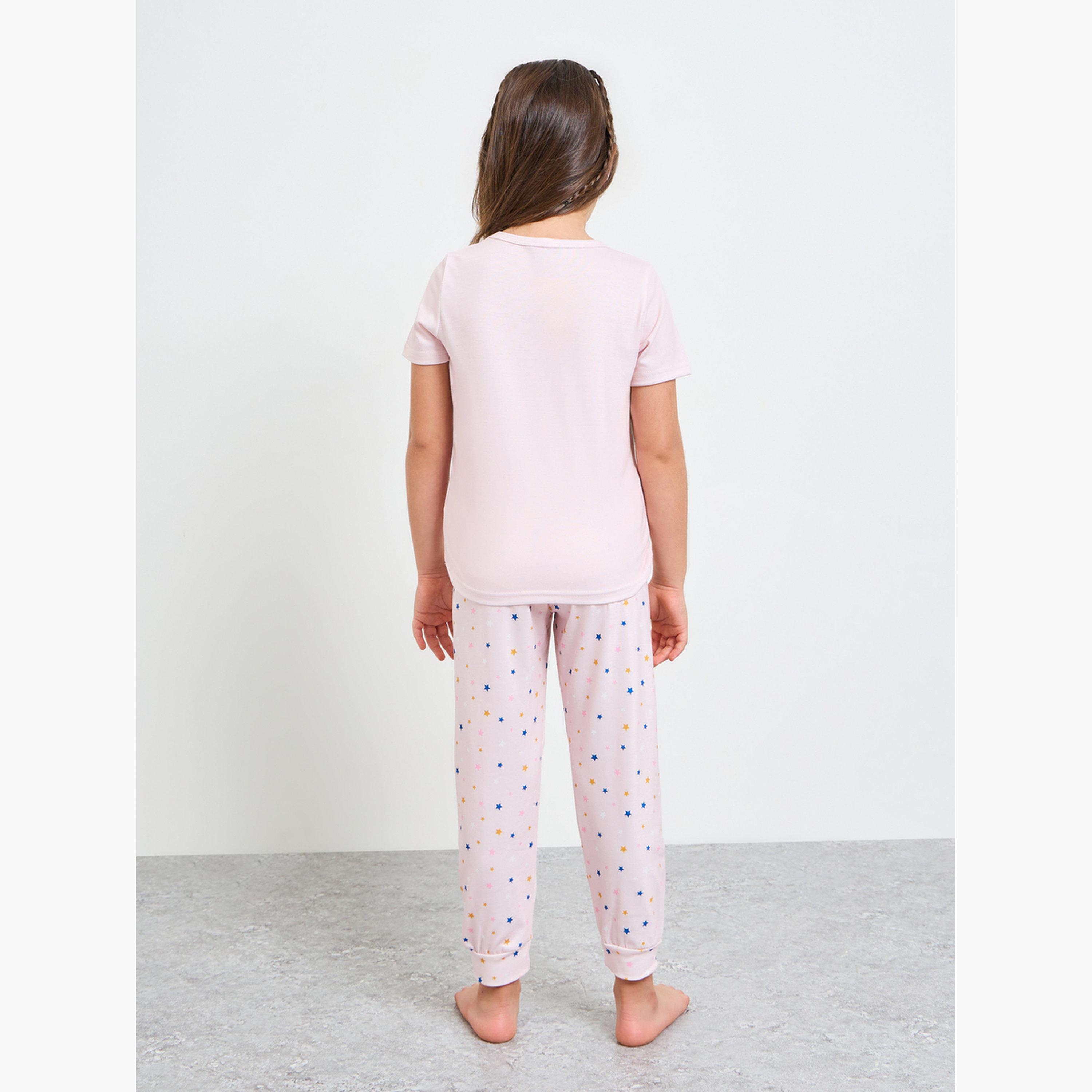 طقم بيجاما من بنطال وتيشيرت بطبعة يونيكورن ونجوم للبنات-girls-clothing-nightwear-image-4