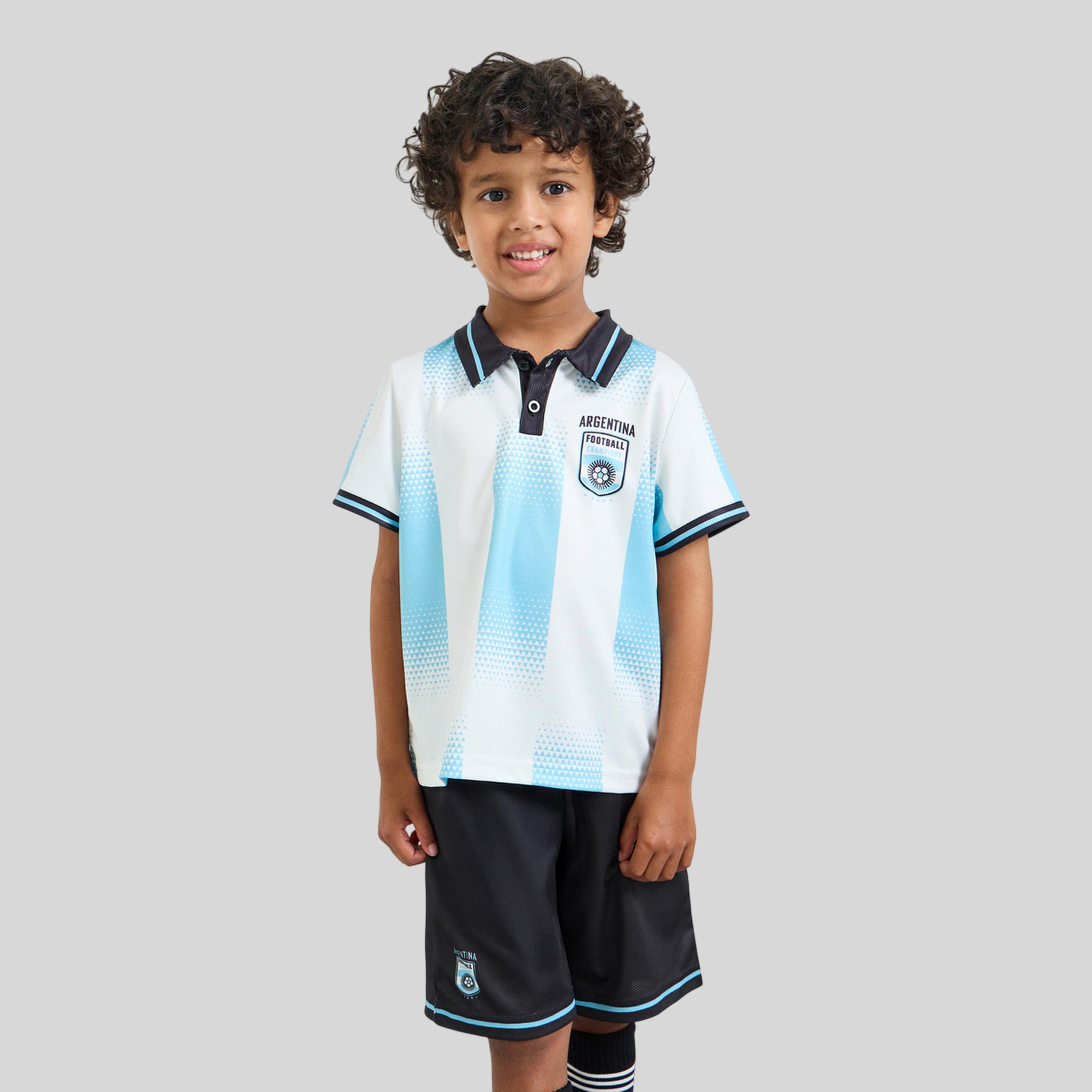 مجموعة للأطفال من شورت وتيشيرت جيرسي بطبعات الأرجنتين مستوحاة من كرة القدم-boys-clothing-setsandcoords-image-1