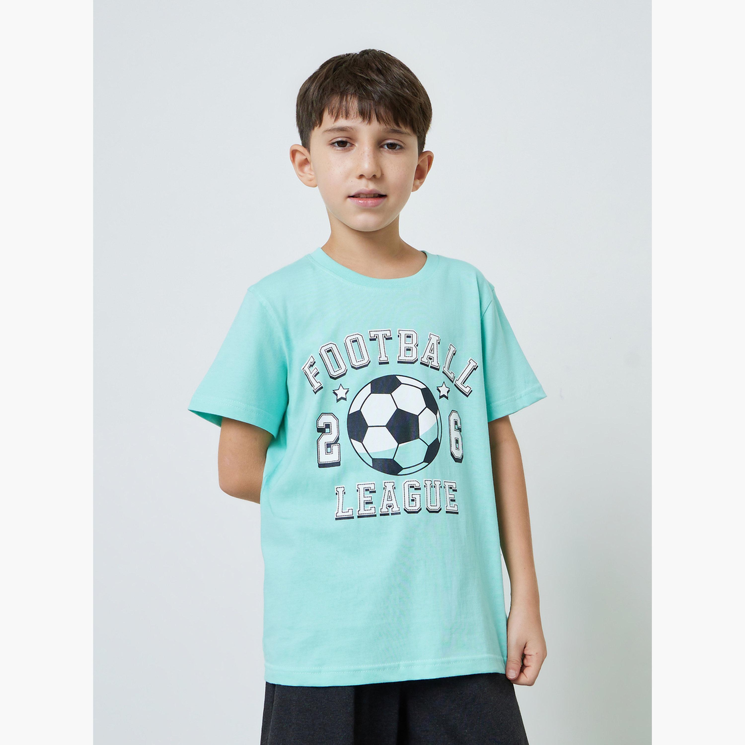 طقم بيجاما من شورت بتفاصيل جيب وتيشيرت بطبعة جرافيك للأولاد-boys-clothing-nightwear-image-3