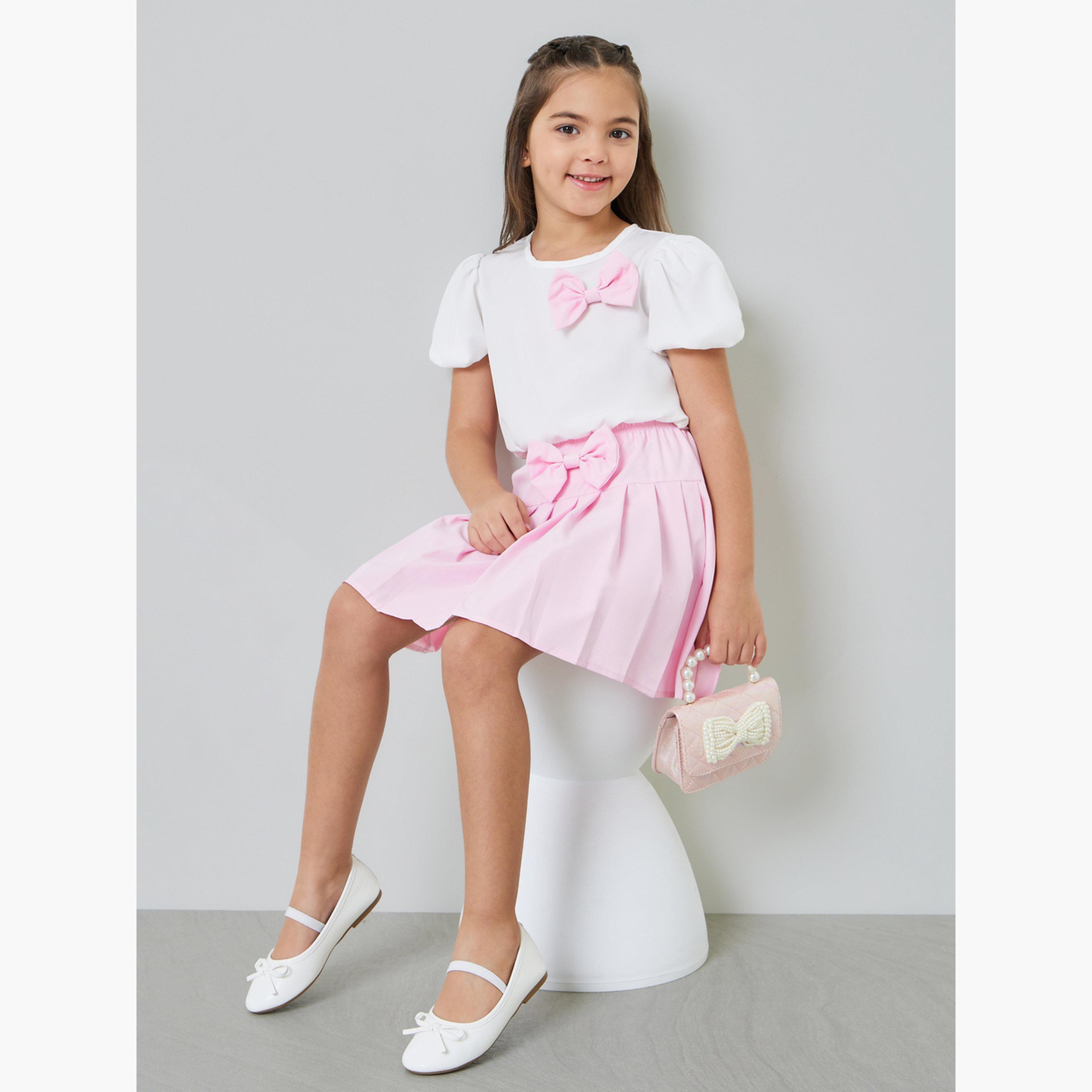 مجموعة من تنورة بكسرات وبلوزة بأكمام منفوخة وتفاصيل فيونكة للبنات-girls-clothing-setsandcoords-image-2