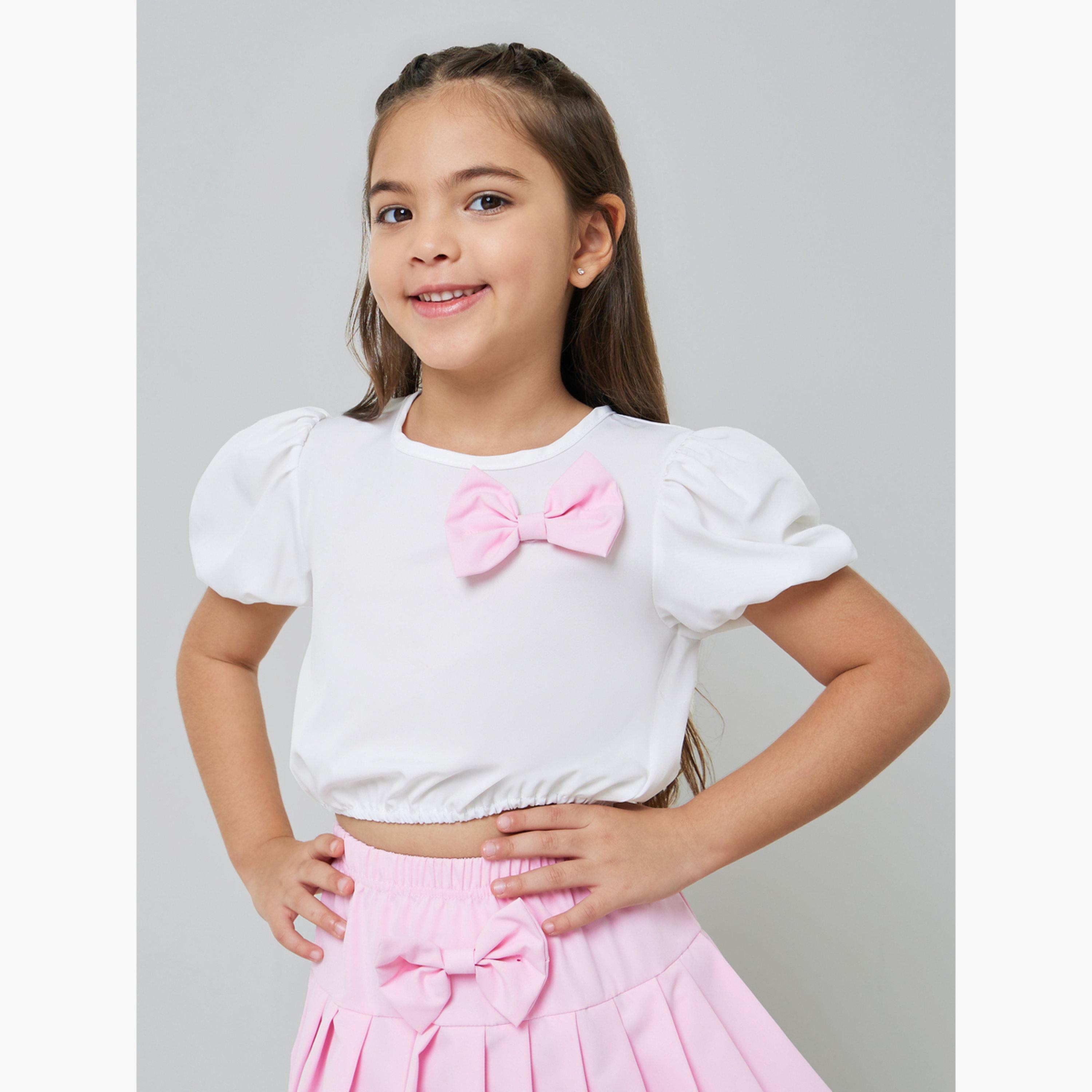 مجموعة من تنورة بكسرات وبلوزة بأكمام منفوخة وتفاصيل فيونكة للبنات-girls-clothing-setsandcoords-image-3