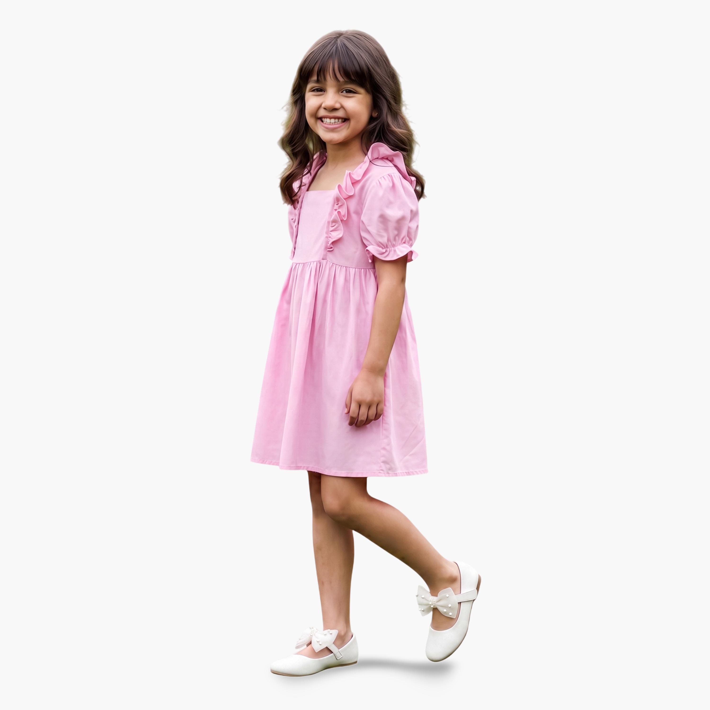 غلوبس × ستايلي - فستان قصير وردي للبنات، بياقة مربعة وتفاصيل كشكشة وأكمام منفوخة-girls-clothing-dressesandjumpsuits-image-2