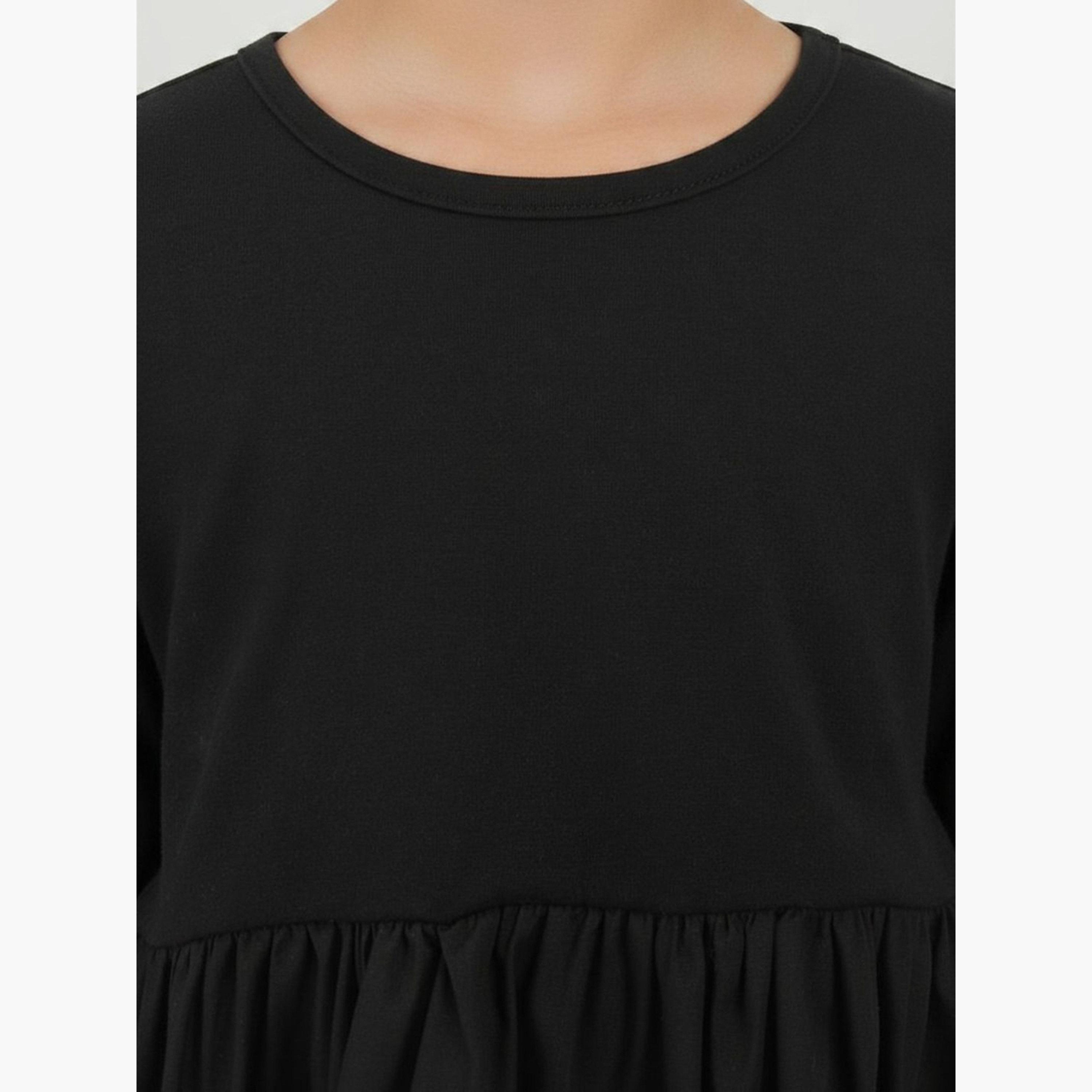 غلوبس × ستايلي - فستان قصير أسود للبنات، بياقة دائرية وبدون أكمام، بتفاصيل مكشكشة-girls-clothing-dressesandjumpsuits-image-4