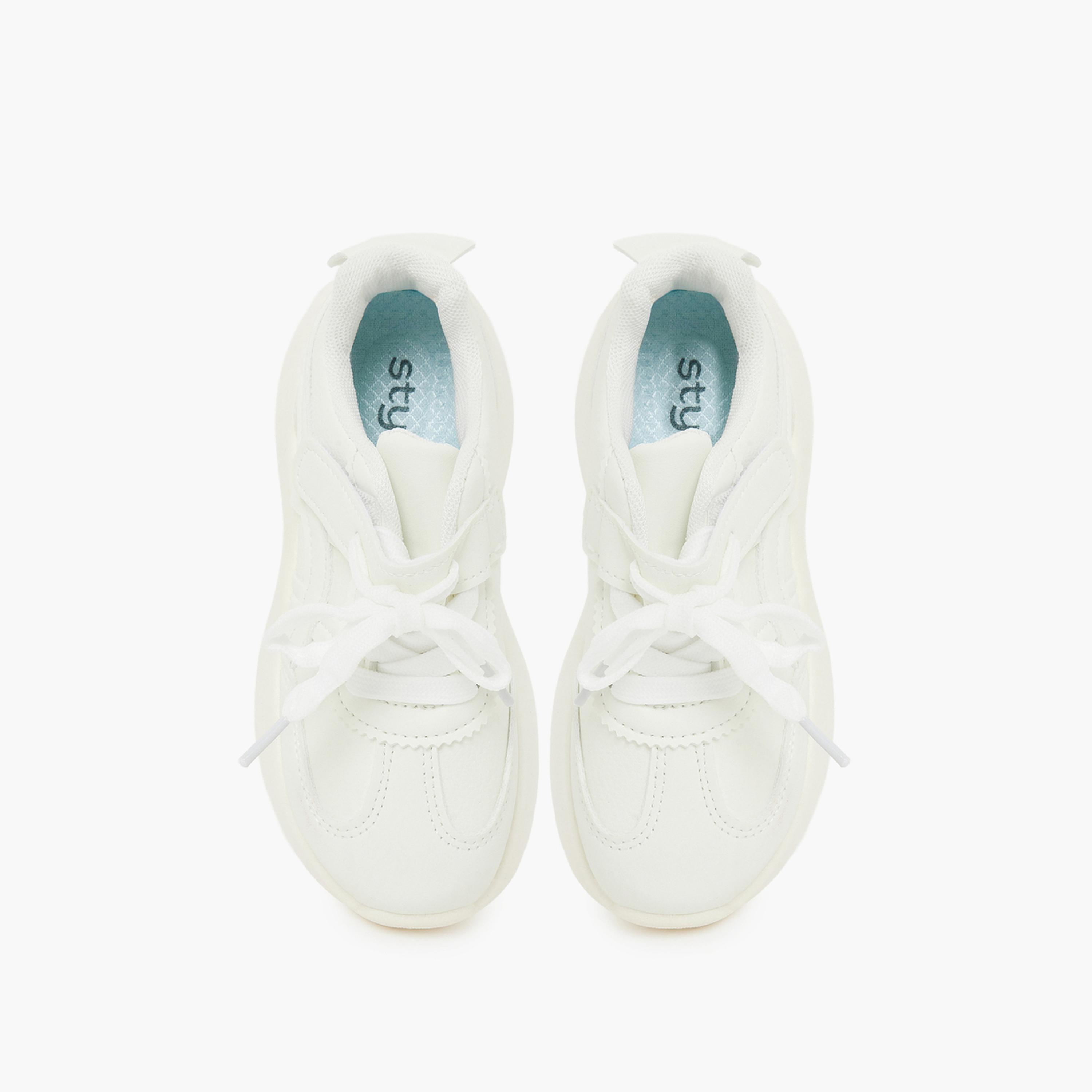حذاء رياضي بتفاصيل أربطة وبتفاصيل بارزة الملمس للبنات-girls-shoes-sneakers-image-3