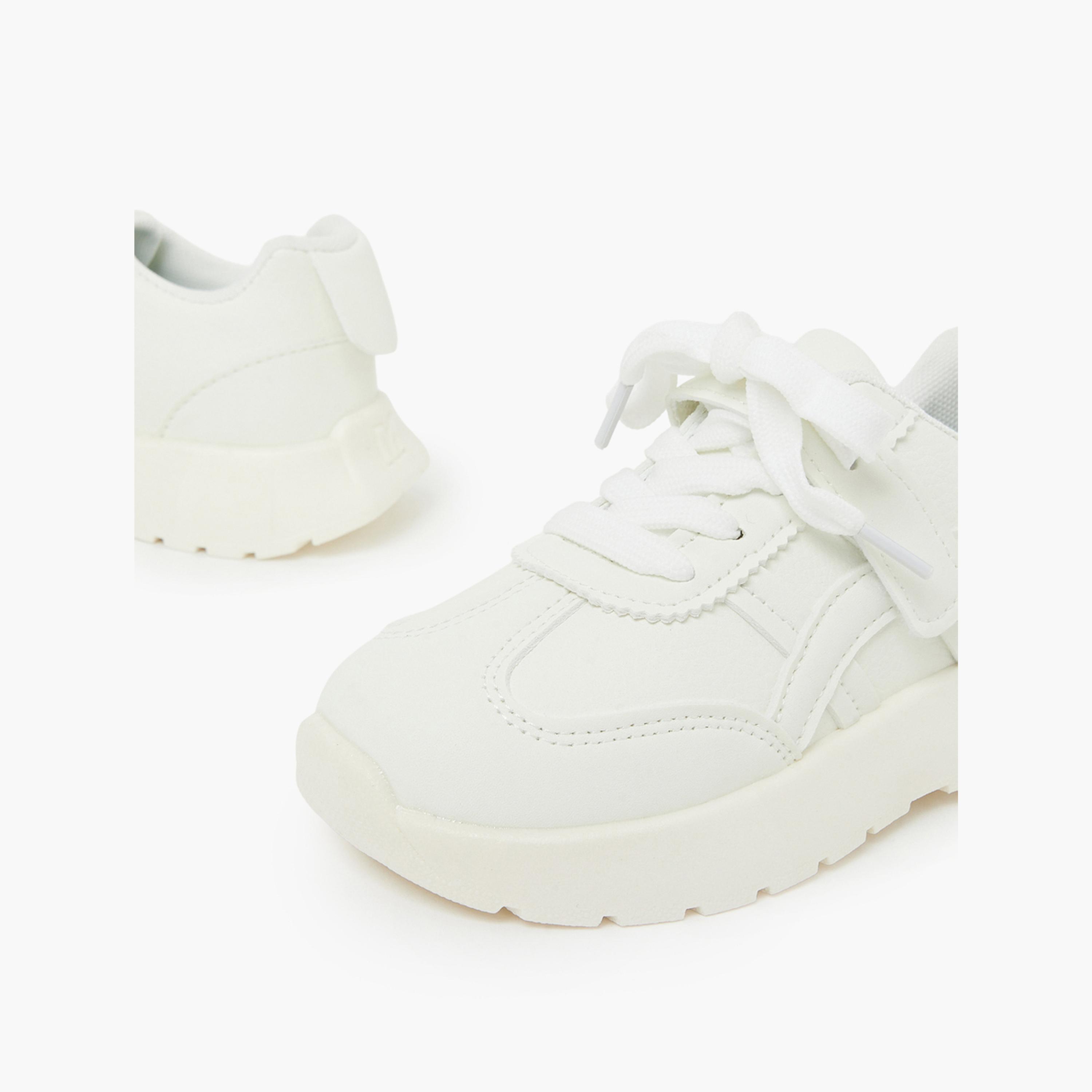 حذاء رياضي بتفاصيل أربطة وبتفاصيل بارزة الملمس للبنات-girls-shoes-sneakers-image-4