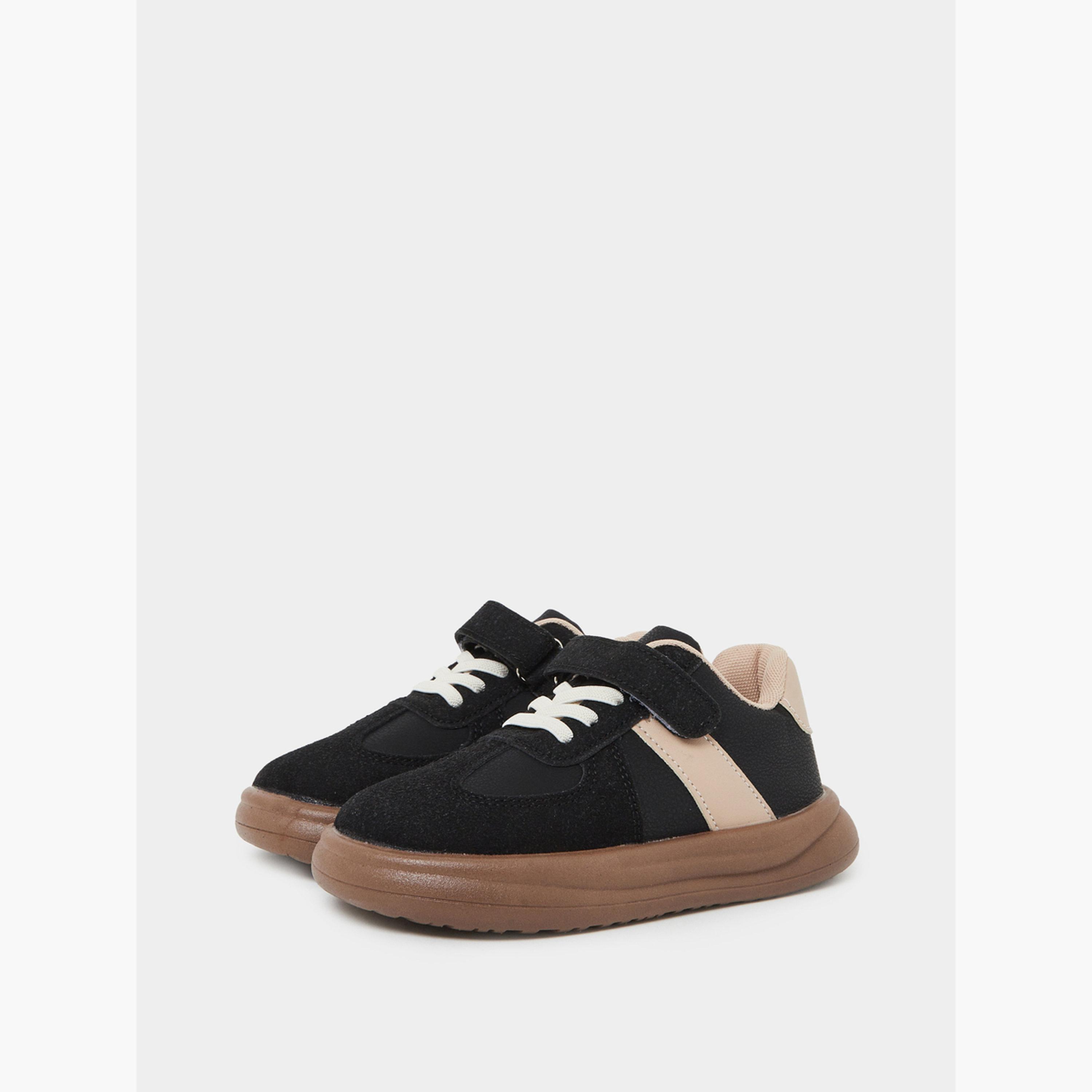 حذاء رياضي لايف ستايل بشريط لاصق للأولاد-boys-shoes-sneakers-image-1