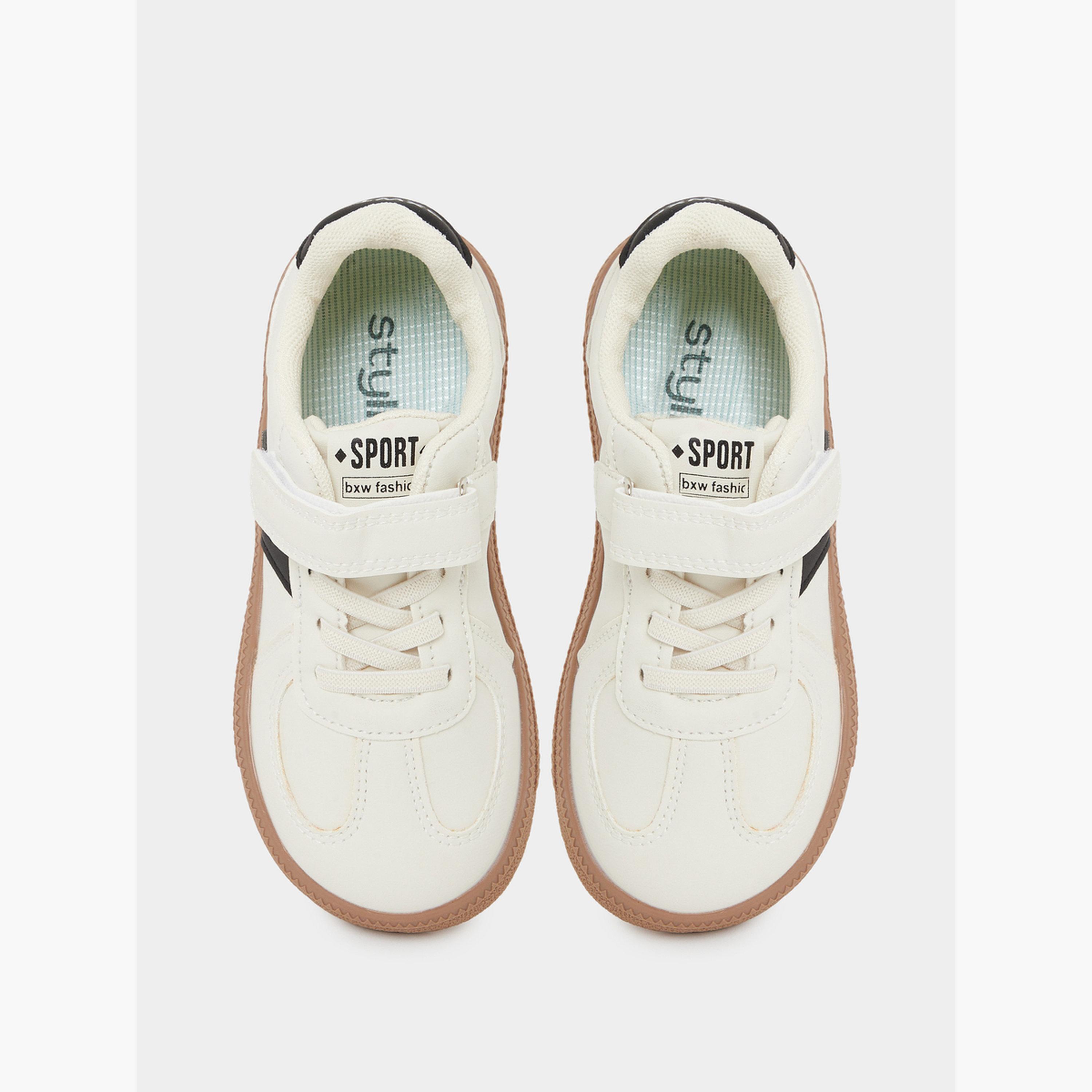حذاء رياضي بشريط لاصق للأولاد-boys-shoes-sneakers-image-3