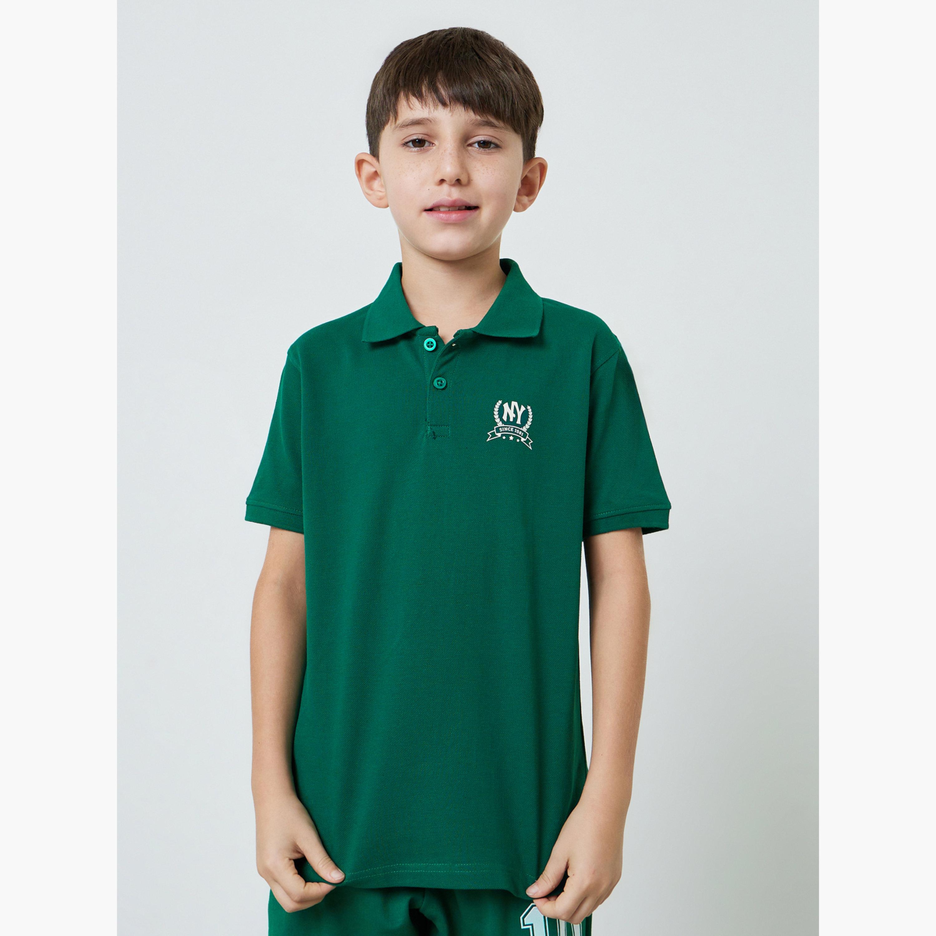 تيشيرت بولو محبوك بقصة منتظمة وطبعات على الصدر للأولاد-boys-clothing-tshirtsandpolos-image-1
