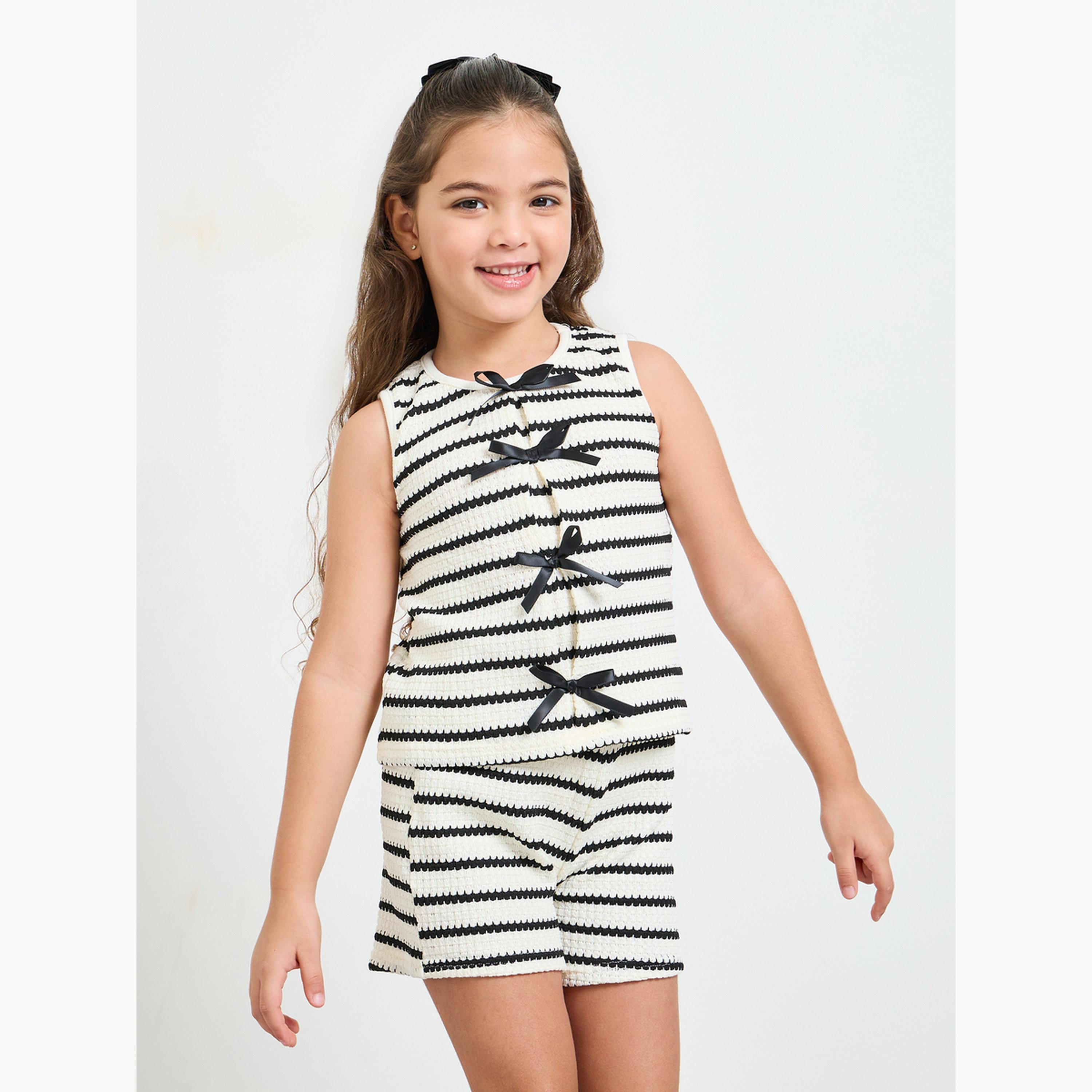 مجموعة من شورت وبلوزة محبوكة ومخططة للبنات-girls-clothing-setsandcoords-image-1