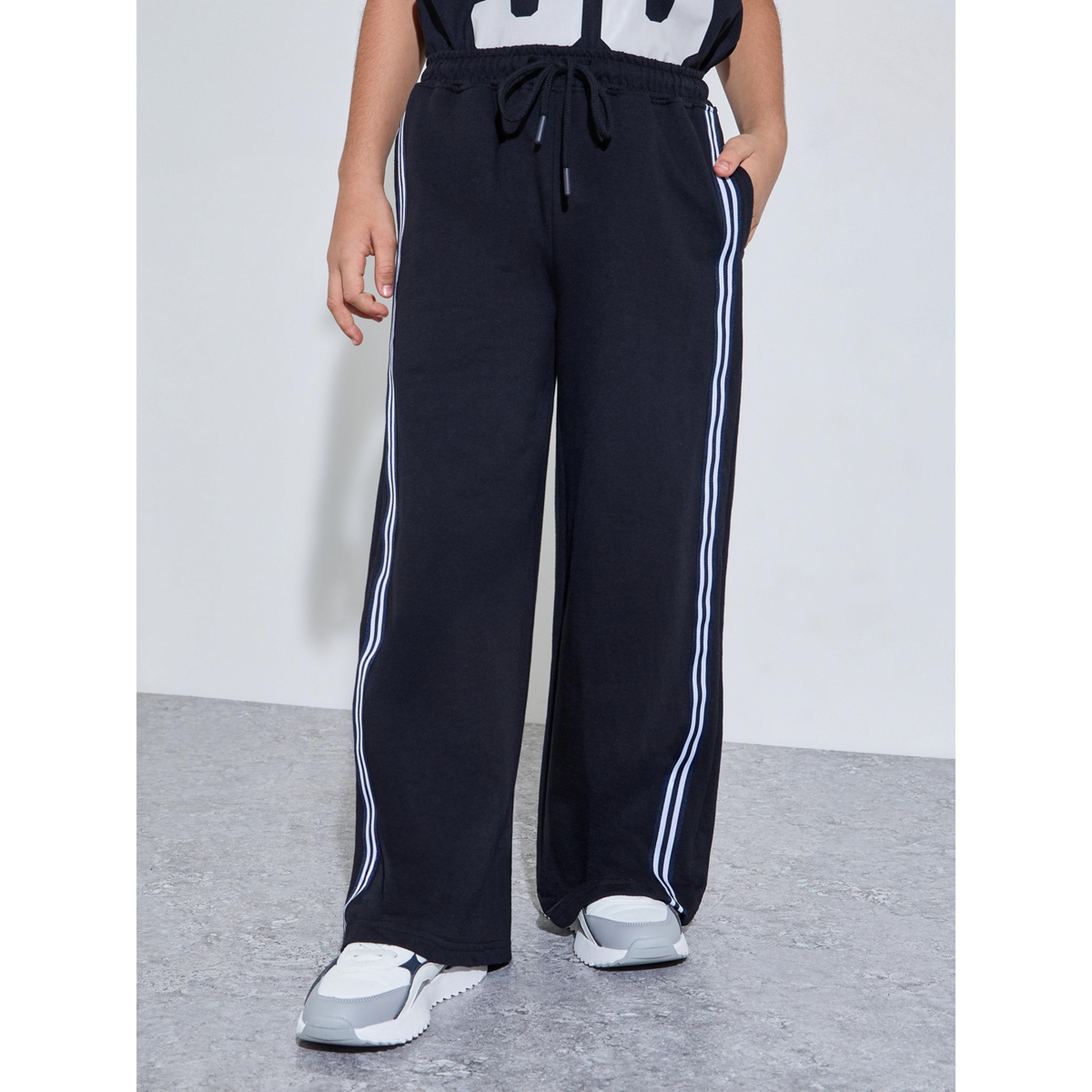 Styli Teen Boys Black Side Striped Pocket Detail Joggers-boys-clothing-bottoms-joggersandtrackpants-image-1