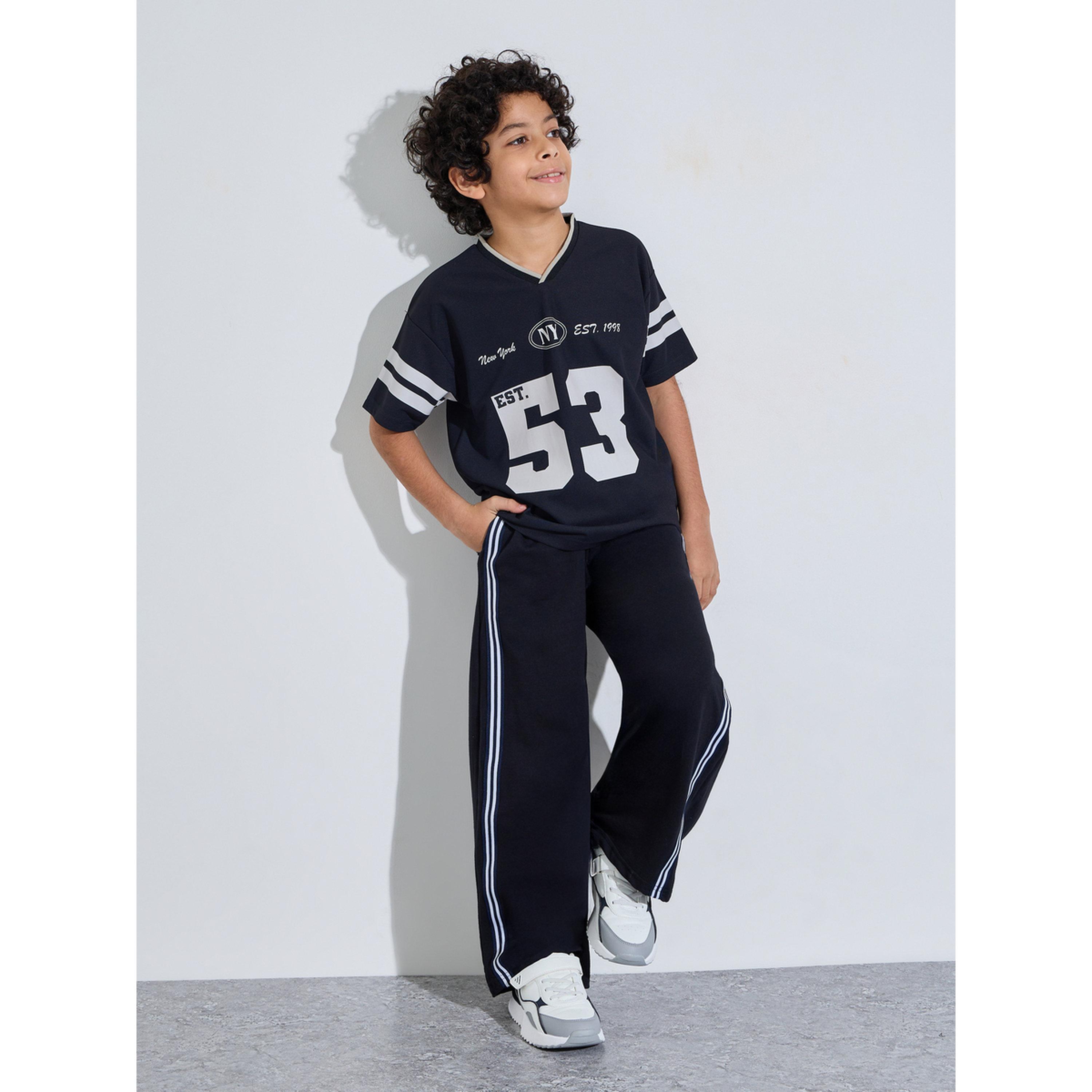 Styli Teen Boys Black Side Striped Pocket Detail Joggers-boys-clothing-bottoms-joggersandtrackpants-image-2