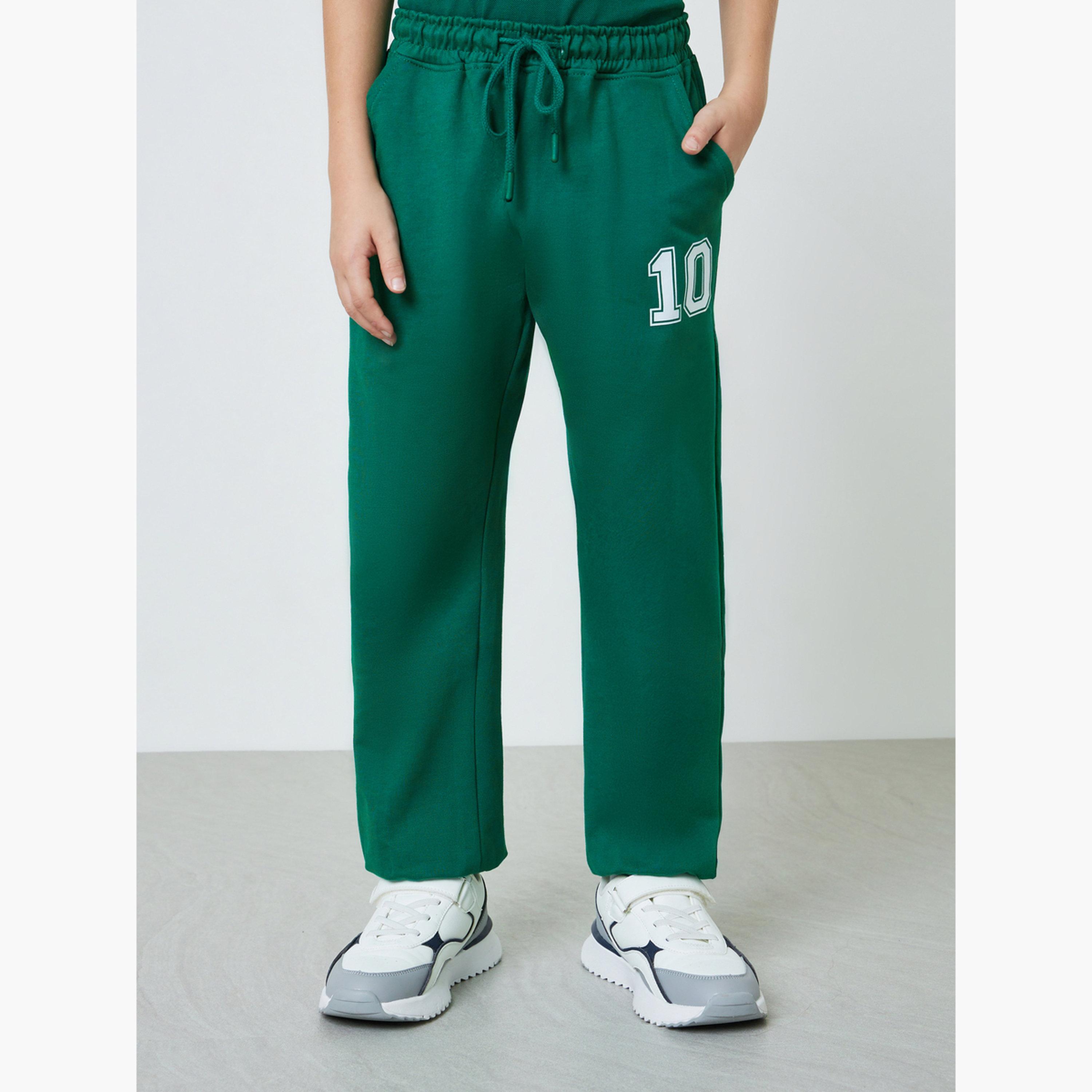 بنطال جوغر بطبعات جرافيك للأولاد-boys-clothing-bottoms-joggersandtrackpants-image-1
