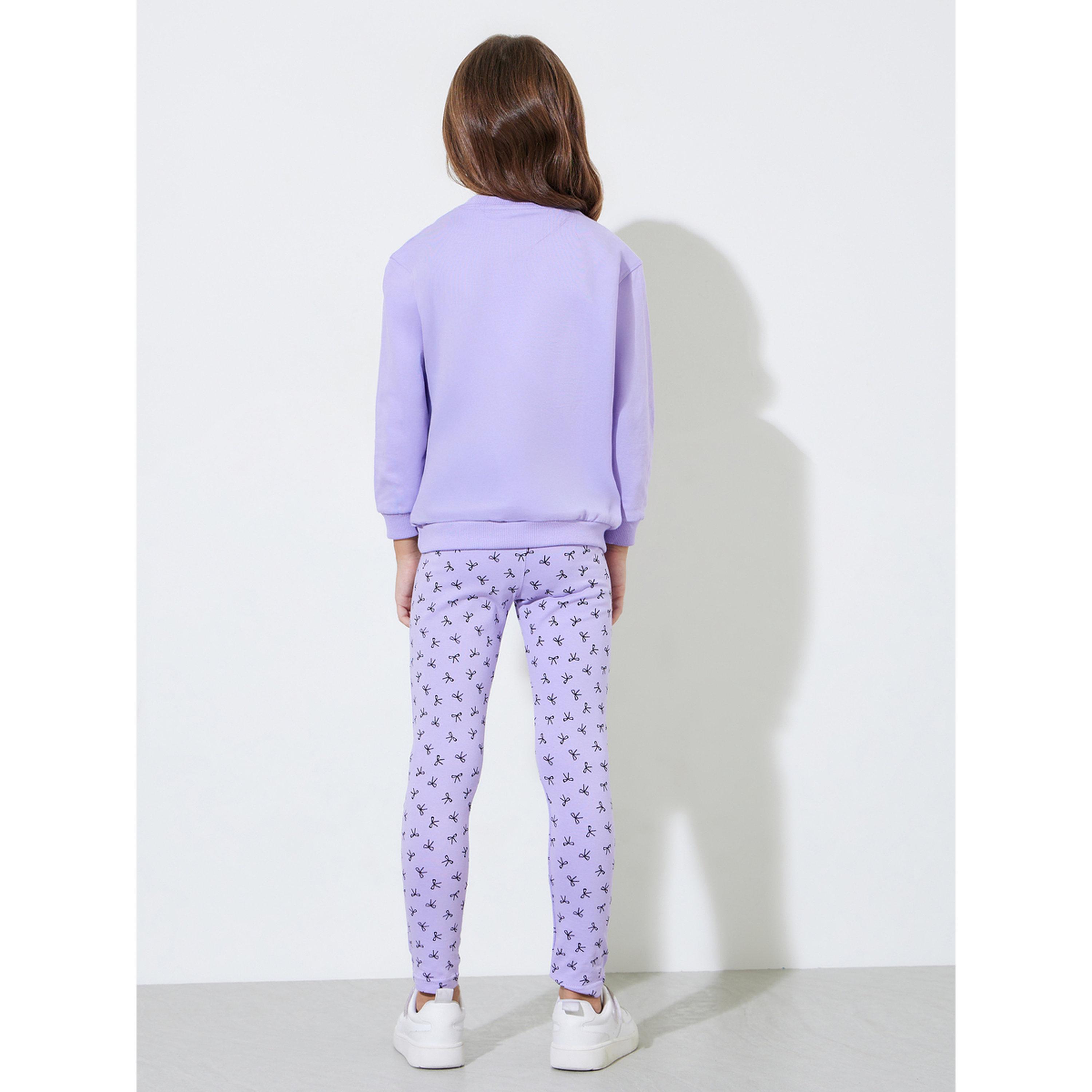 مجموعة من ليقنز وسويت شيرت بطبعة فيونكة للبنات باللون اللافندر-girls-clothing-setsandcoords-image-3