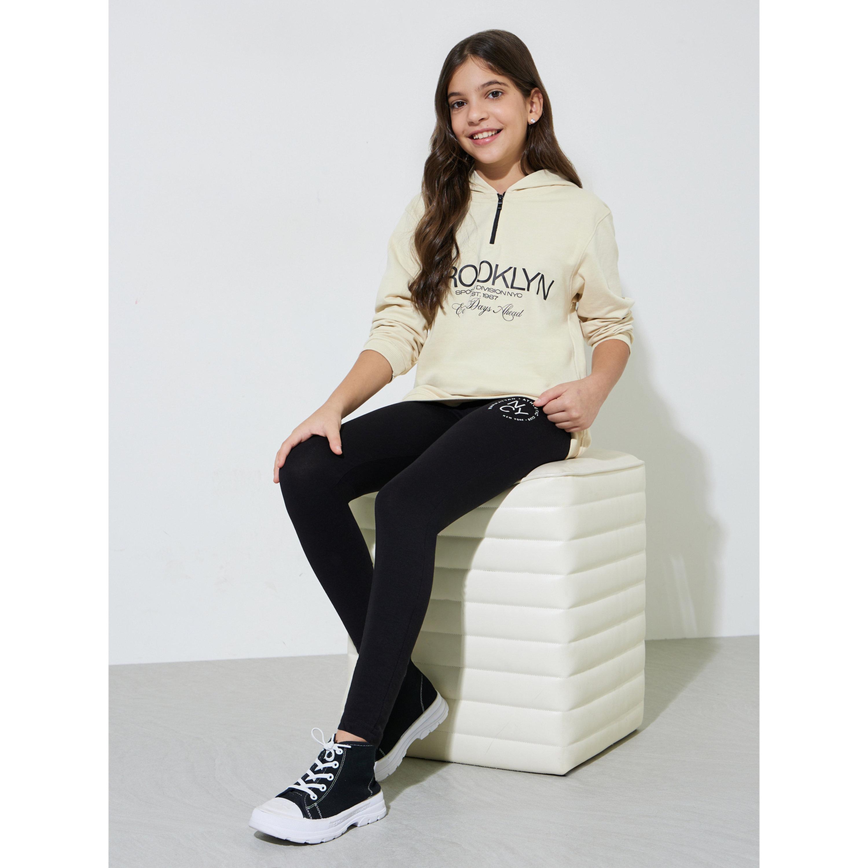 مجموعة من ليقنز وهودي بطبعة جرافيك للبنات الكبار-girls-clothing-setsandcoords-image-4