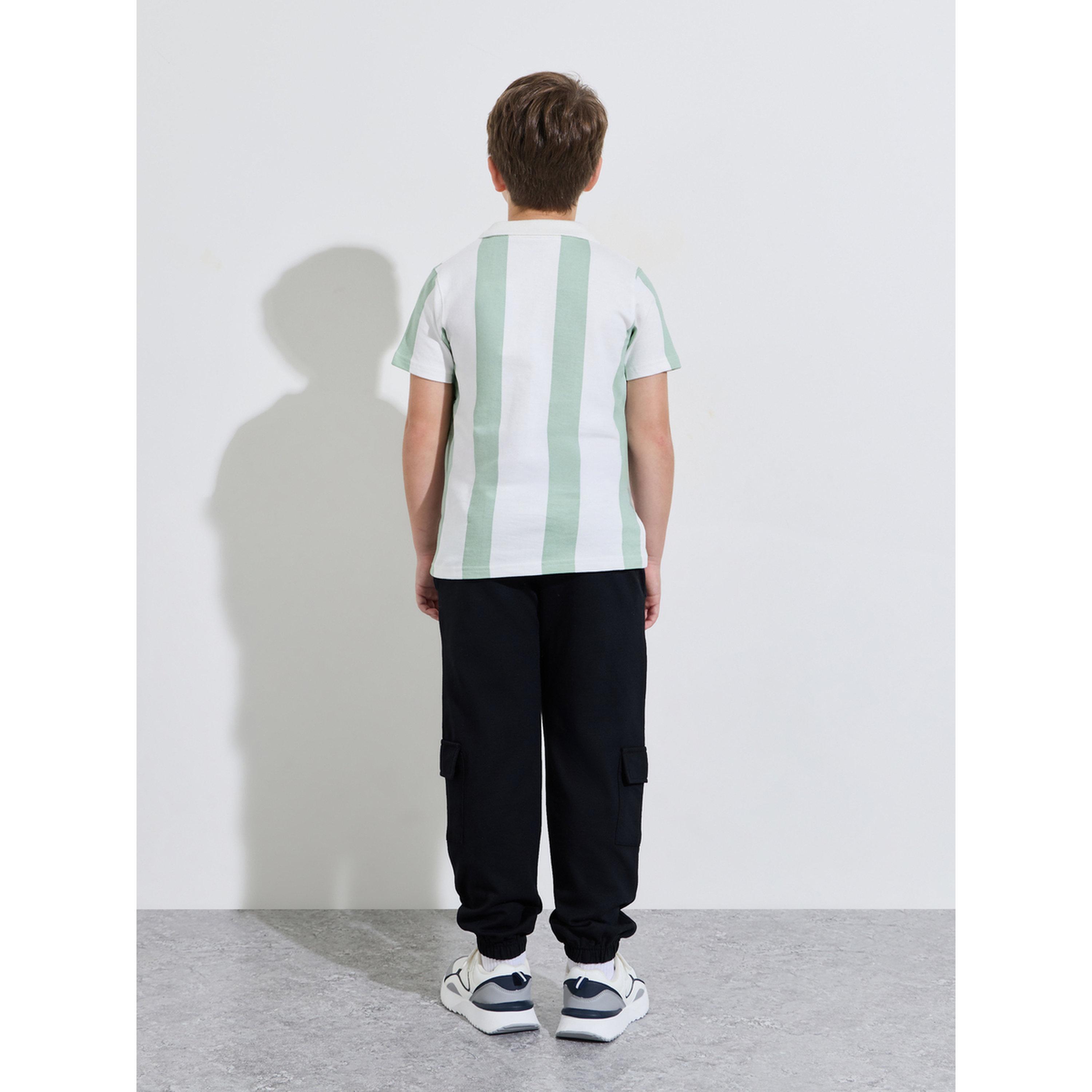 طقم من جوغر كارغو وتيشيرت بولو واسع مخطط للأولاد المراهقين-boys-clothing-setsandcoords-image-3