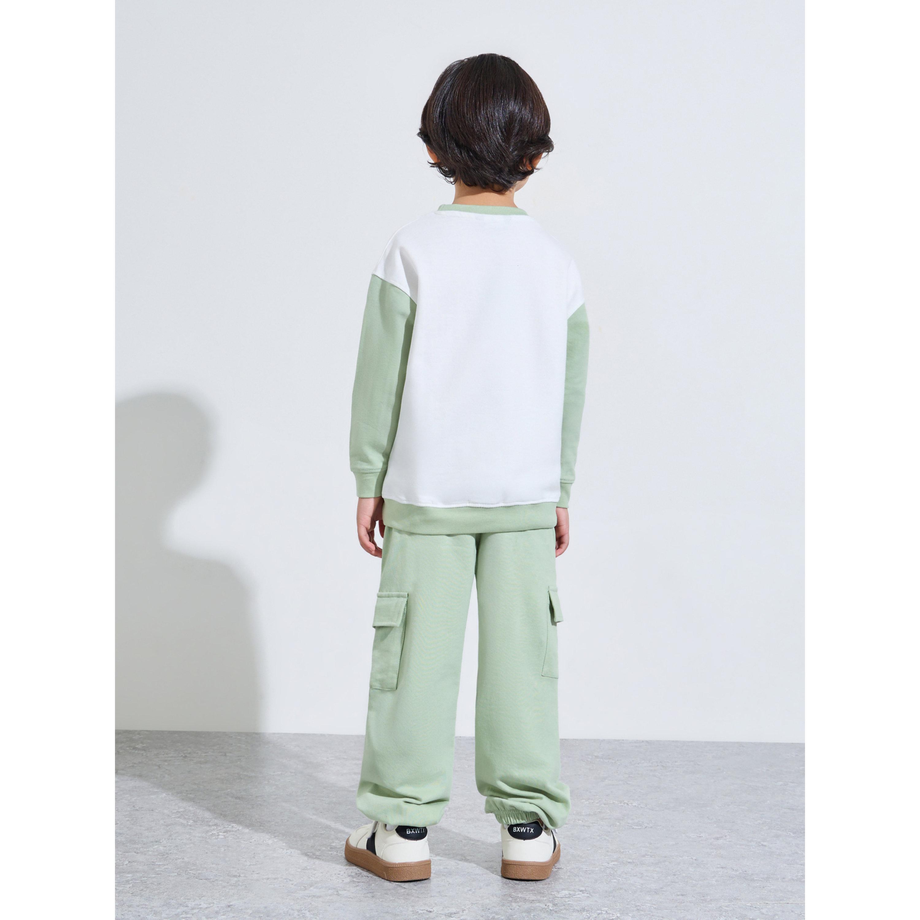 مجموعة من بنطال جوغر وسويت شيرت واسع بطبعة جرافيك للأولاد متعدد الألوان-boys-clothing-setsandcoords-image-3