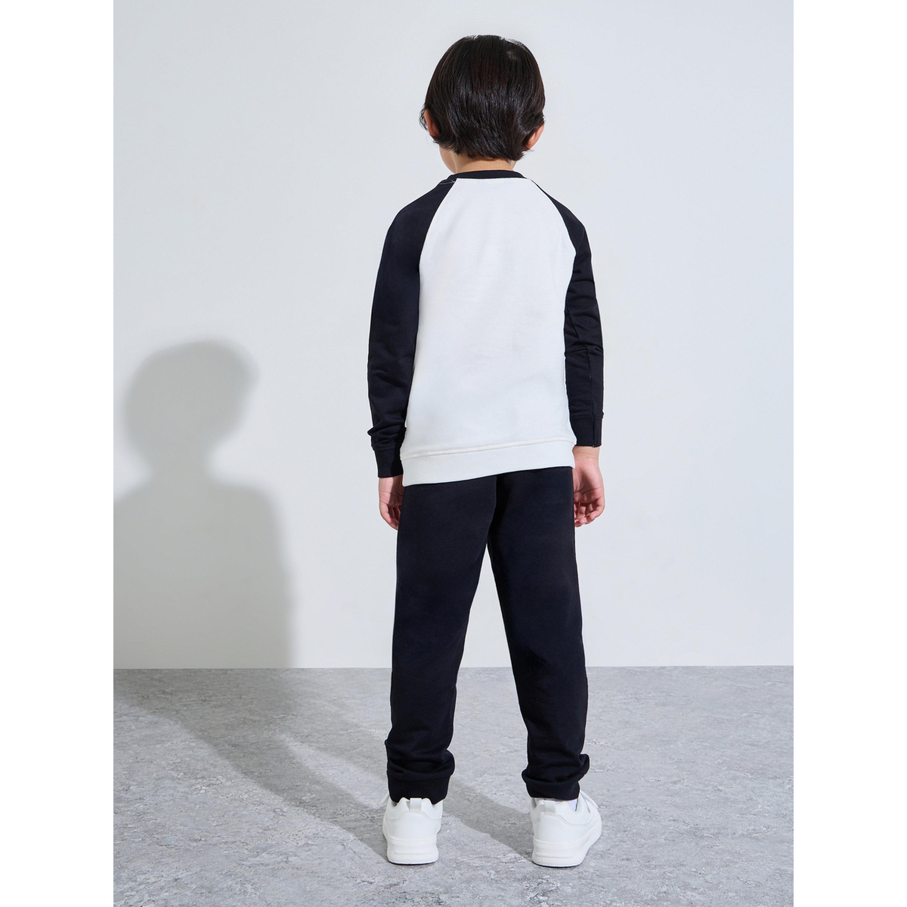 طقم من جوغر بحافة مطوية وسويت شيرت بأكمام ريجلان وطبعة جرافيك للأولاد-boys-clothing-setsandcoords-image-3
