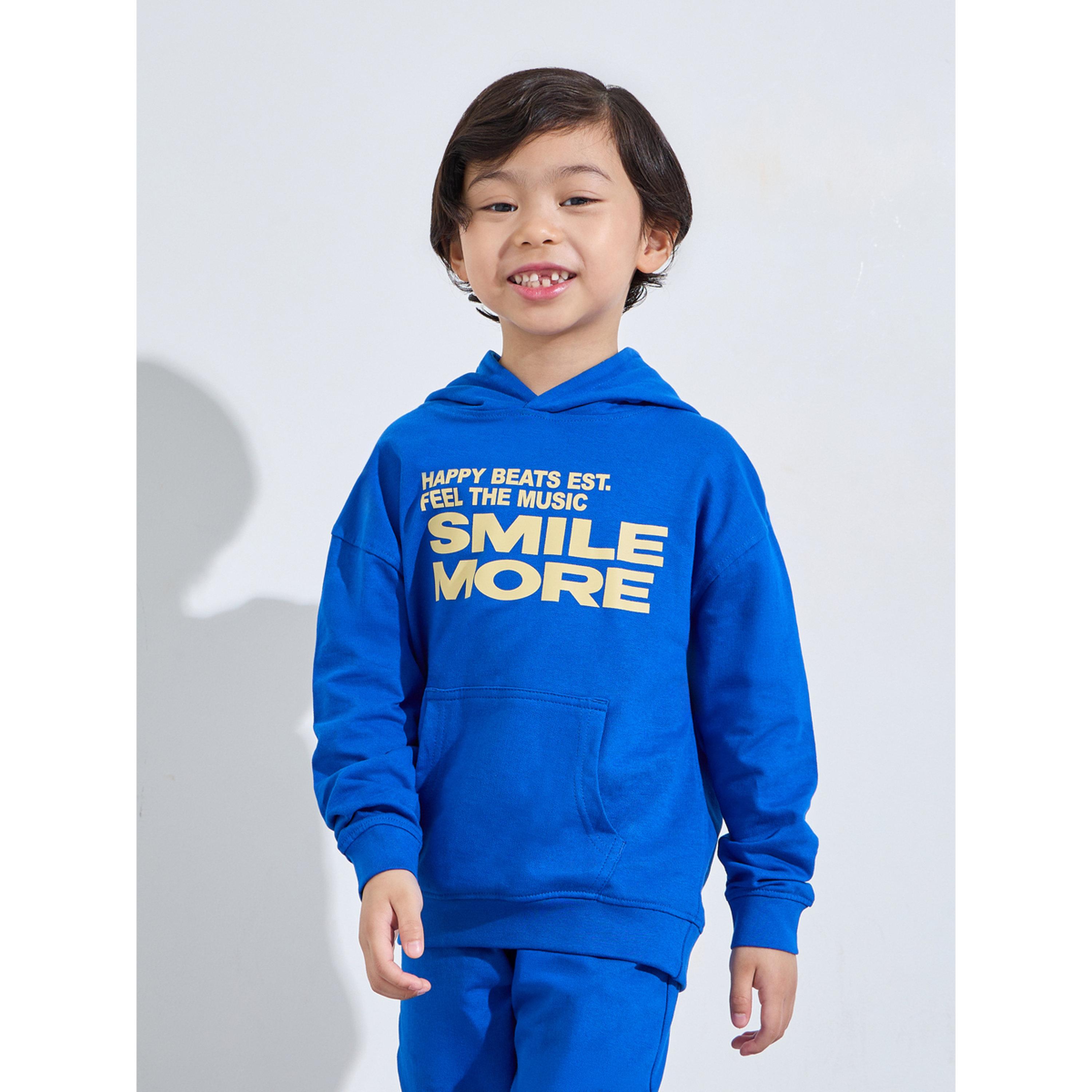 مجموعة من بنطال جوغر وسويت شيرت بقبعة وطبعة جرافيك للأولاد باللون الأزرق-boys-clothing-setsandcoords-image-3