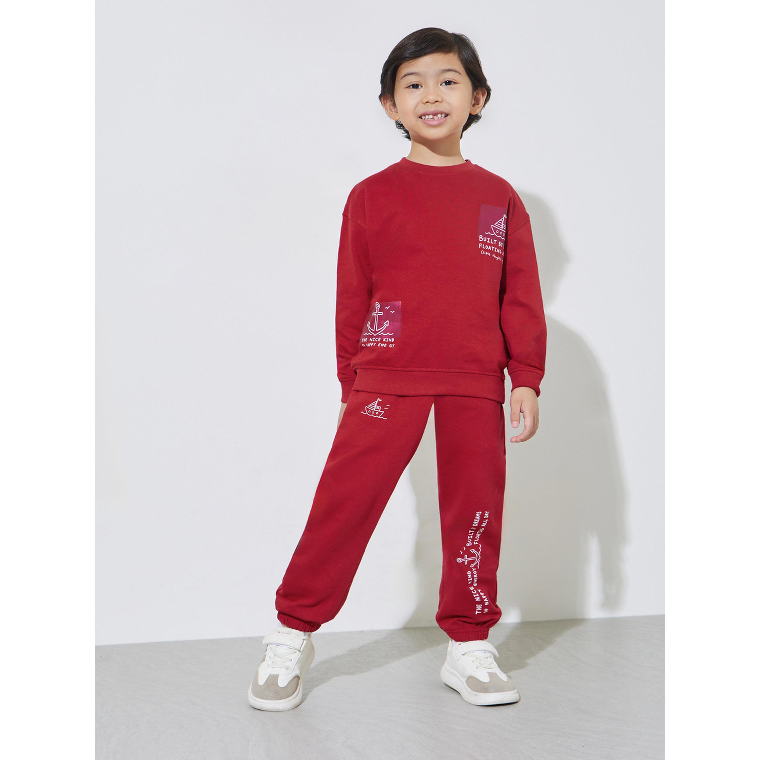 مجموعة من بنطال جوغر وسويت شيرت بقصة عادية وطبعة جرافيك للأولاد باللون الأحمر-boys-clothing-setsandcoords-image-1