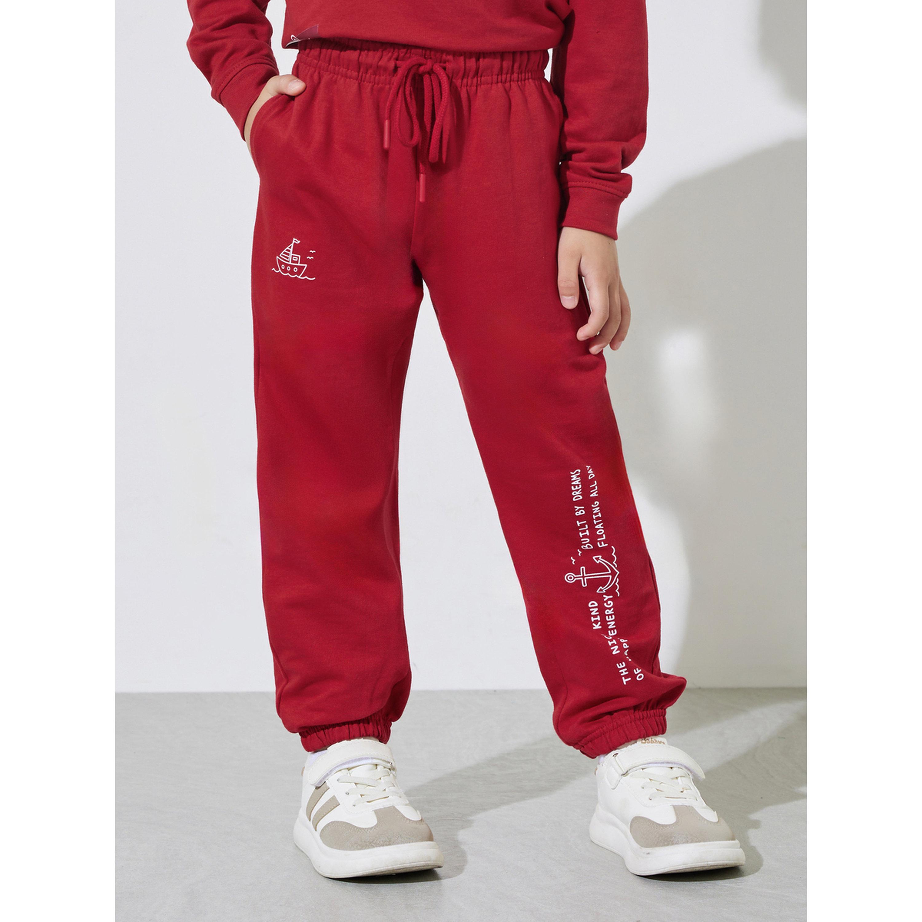 مجموعة من بنطال جوغر وسويت شيرت بقصة عادية وطبعة جرافيك للأولاد باللون الأحمر-boys-clothing-setsandcoords-image-5