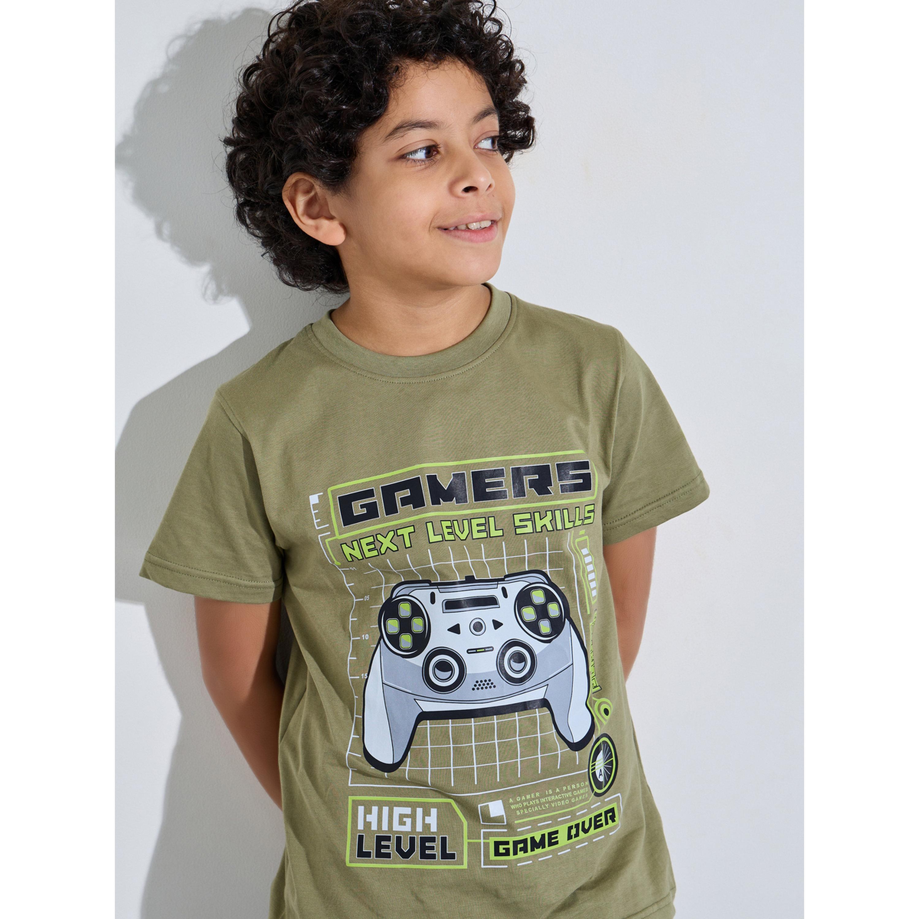Styli Teen Boys Green Graphic Print Round Neck Regular Fit T-Shirt-boys-clothing-tshirtsandpolos-image-5