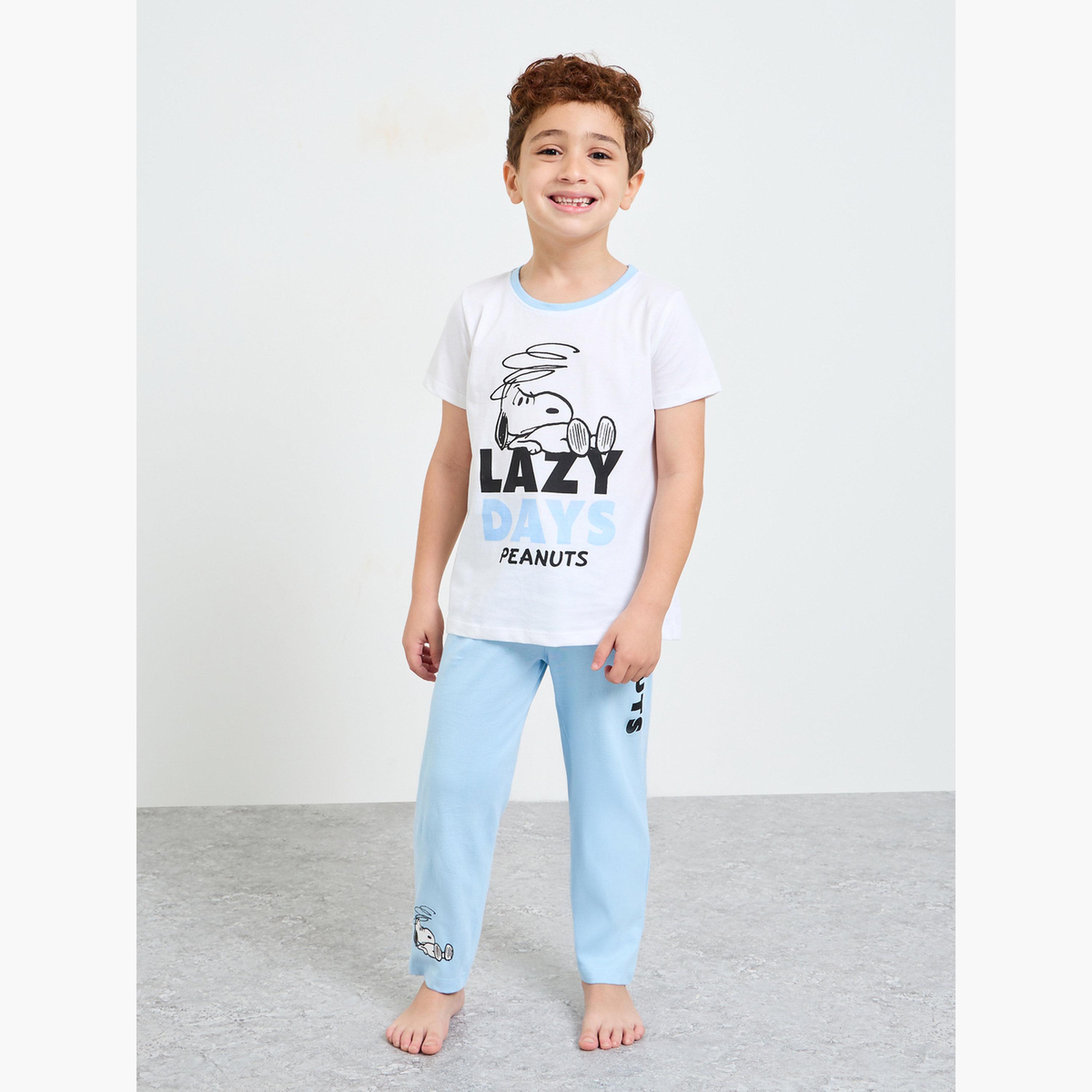 مجموعة من بيجاما وتيشيرت بأكمام قصيرة بطبعة سنوبي للأولاد-boys-clothing-nightwear-image-1