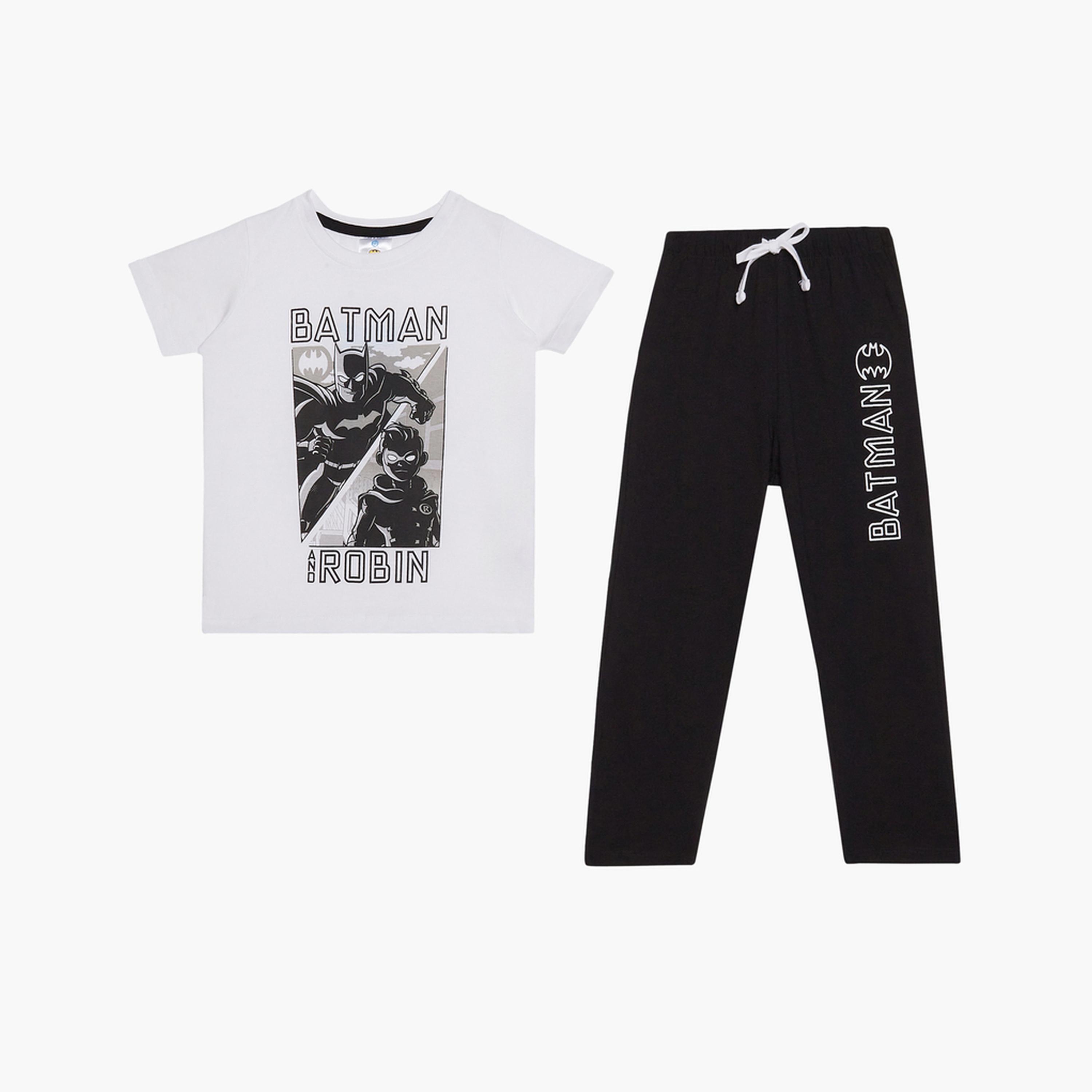طقم بيجاما من بنطال وتيشيرت بأكمام قصيرة مطبوع بطبعة باتمان للأولاد-boys-clothing-nightwear-image-1
