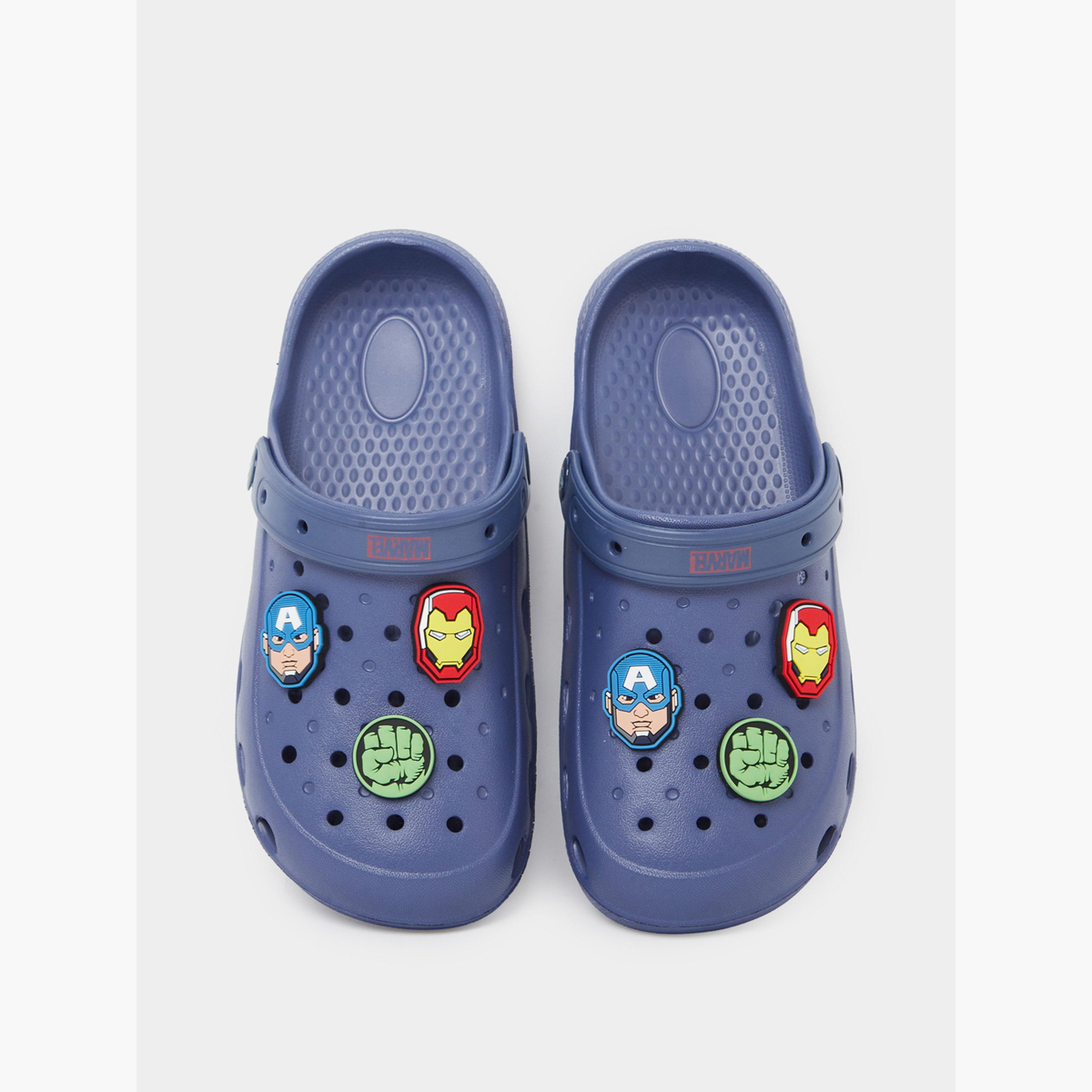 حذاء كلوغز أفنجرز مع دلايات للأولاد-boys-shoes-flipflopsandslides-image-4