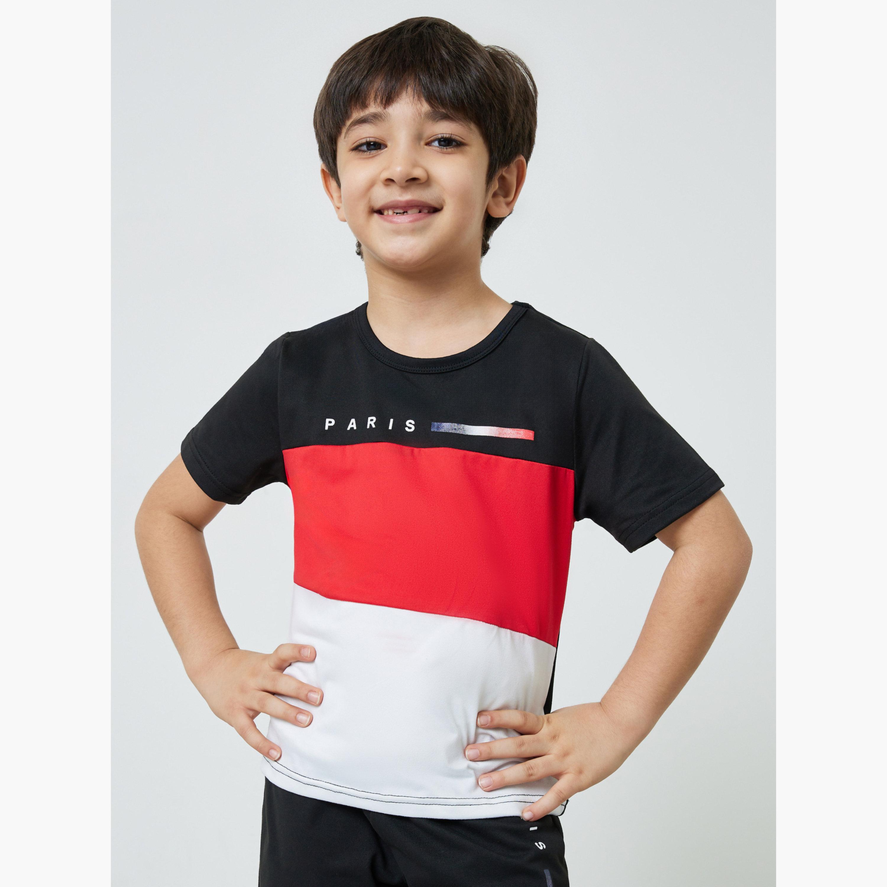 طقم من تيشيرت بنمط كتل الالوان وشورت للأولاد-boys-clothing-setsandcoords-image-3