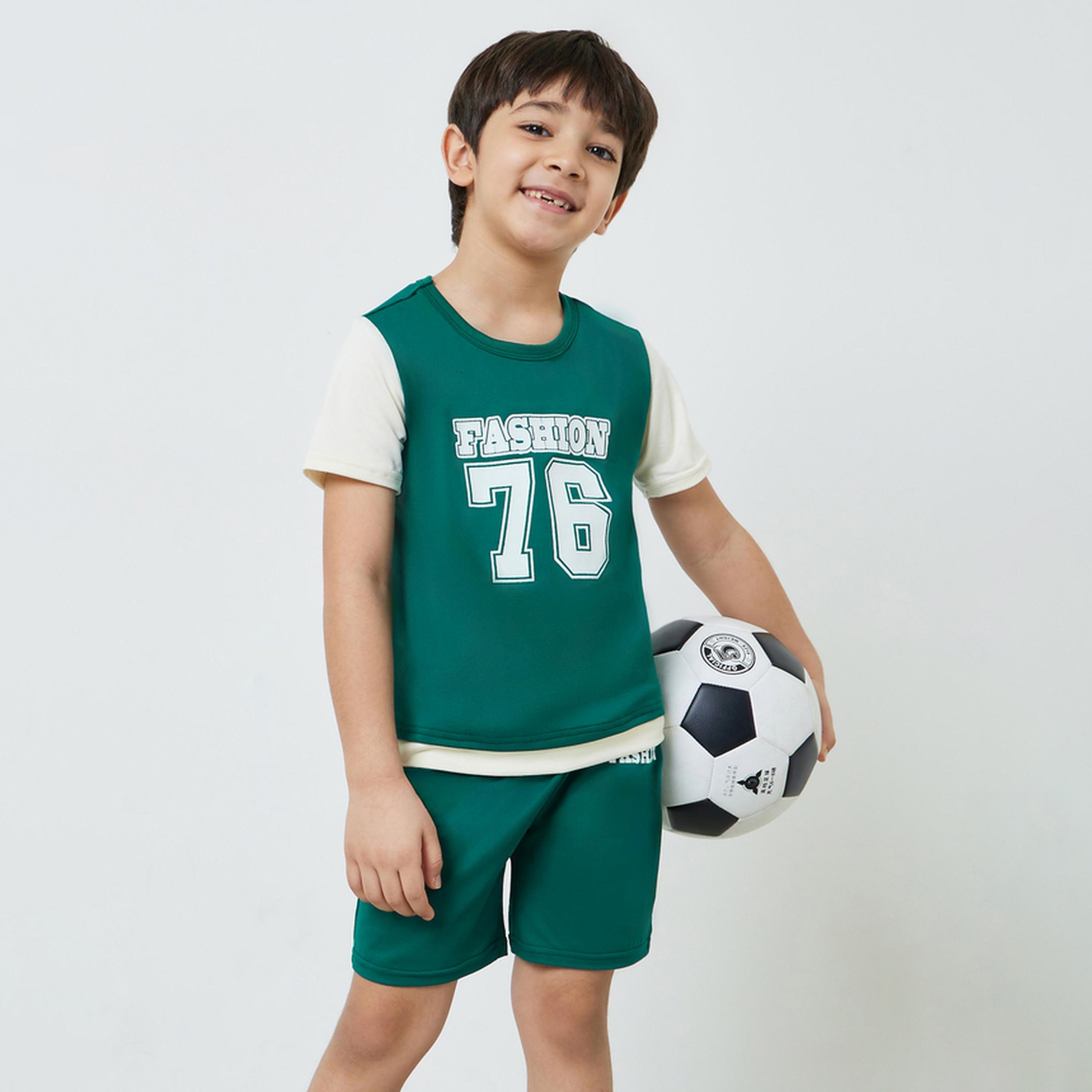 Styli Boys Green Graphic T-Shirt and Shorts Sport Set-boys-clothing-setsandcoords-image-1