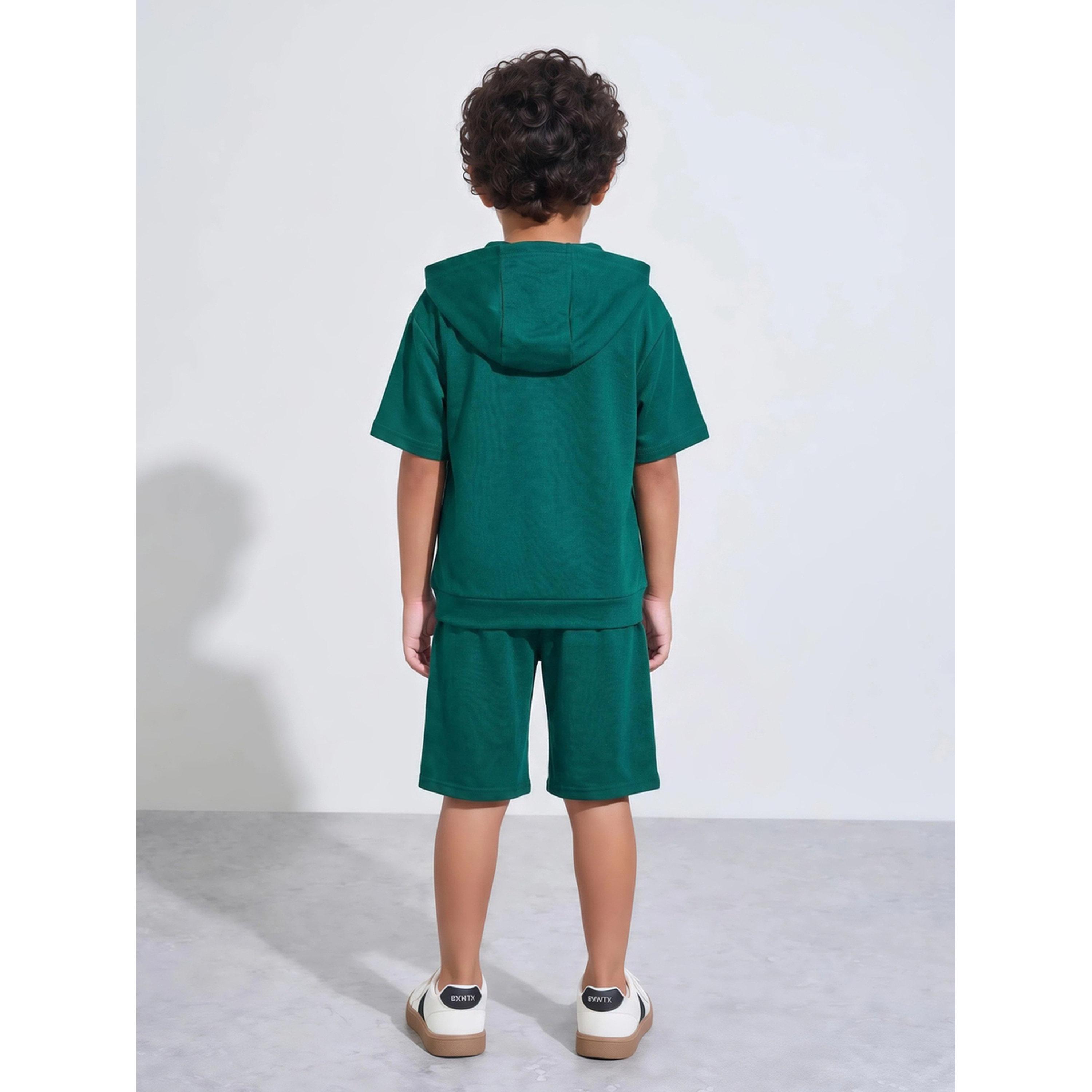 مجموعة من شورت وسويت شيرت بقبعة لليوم الوطني للأولاد باللون الأخضر الداكن-boys-clothing-setsandcoords-image-3