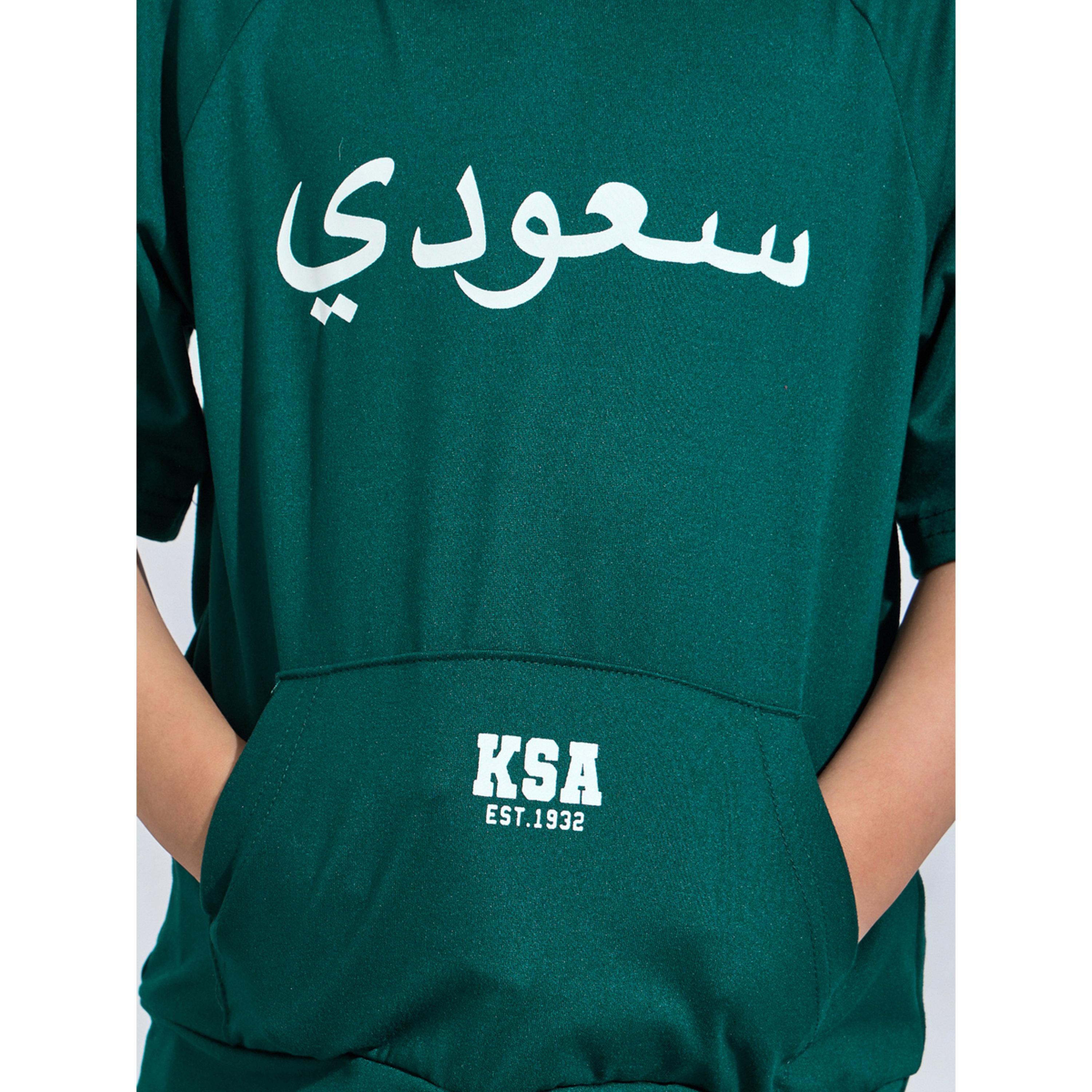 مجموعة من شورت وسويت شيرت بقبعة لليوم الوطني للأولاد باللون الأخضر الداكن-boys-clothing-setsandcoords-image-5