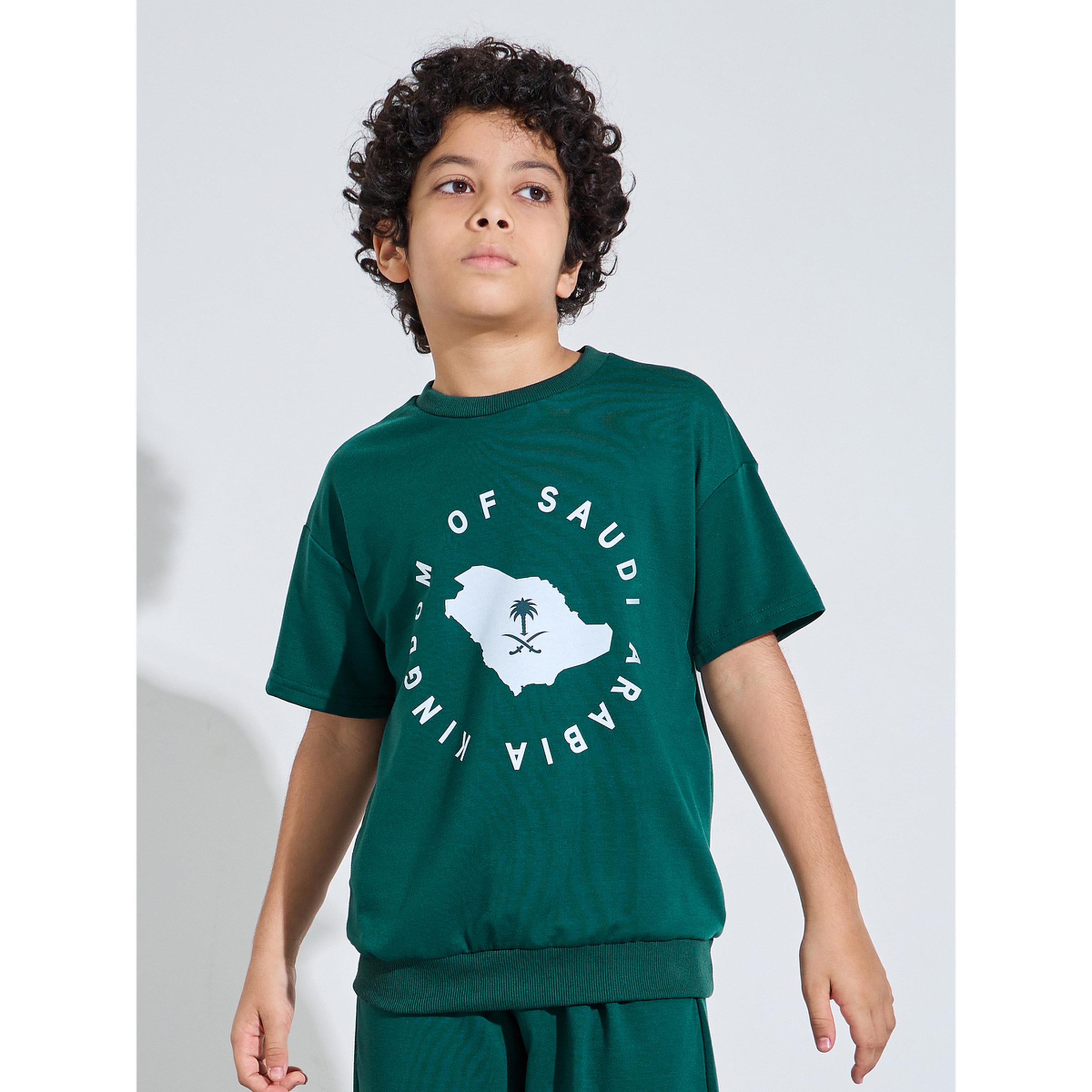 طقم من بنطال جوغر وتيشيرت واسع بمناسبة اليوم الوطني السعودي للأولاد - أخضر داكن-boys-clothing-setsandcoords-image-2