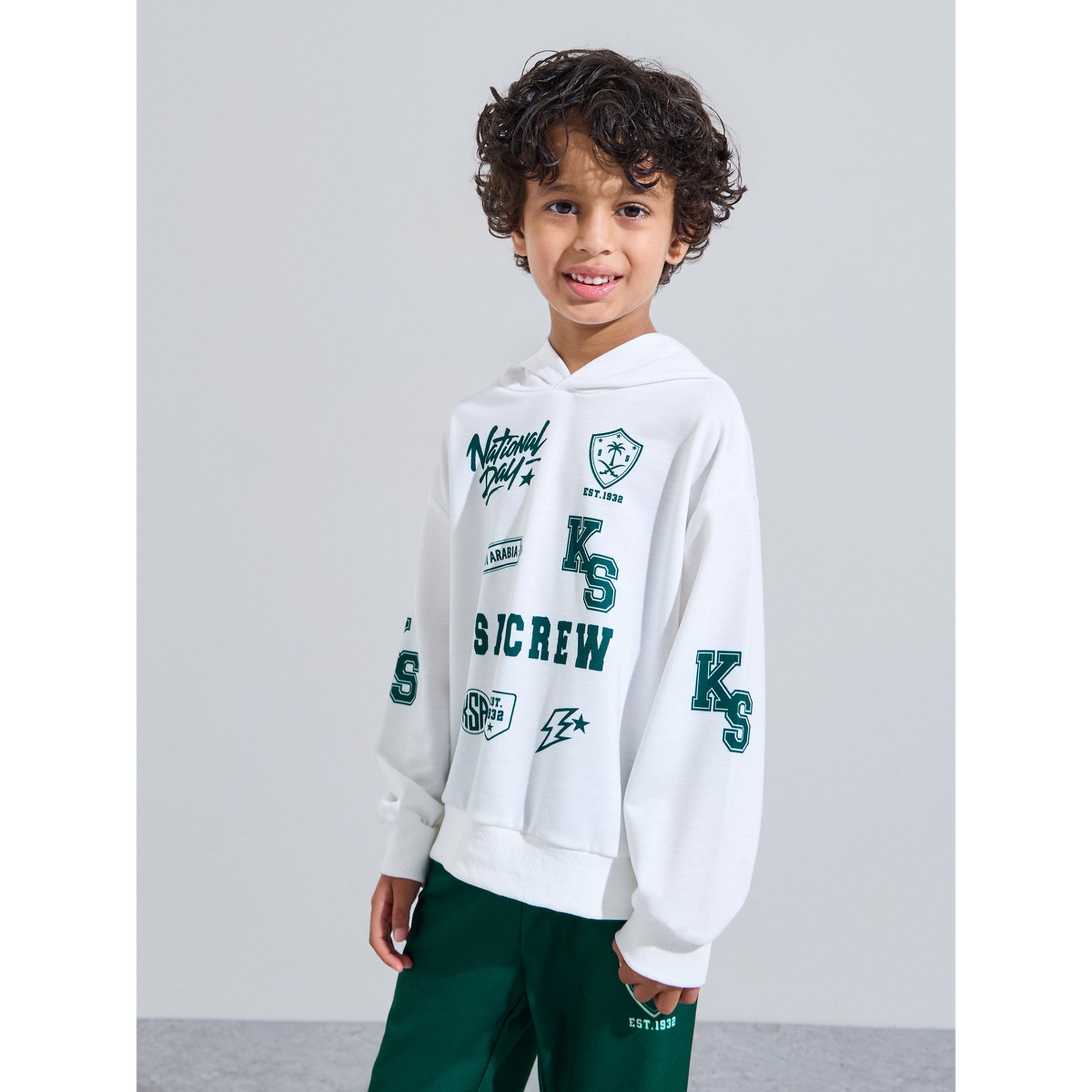 Styli Boys White KSA National Day Print Hoodie and Dark Green Joggers Set-boys-clothing-setsandcoords-image-2