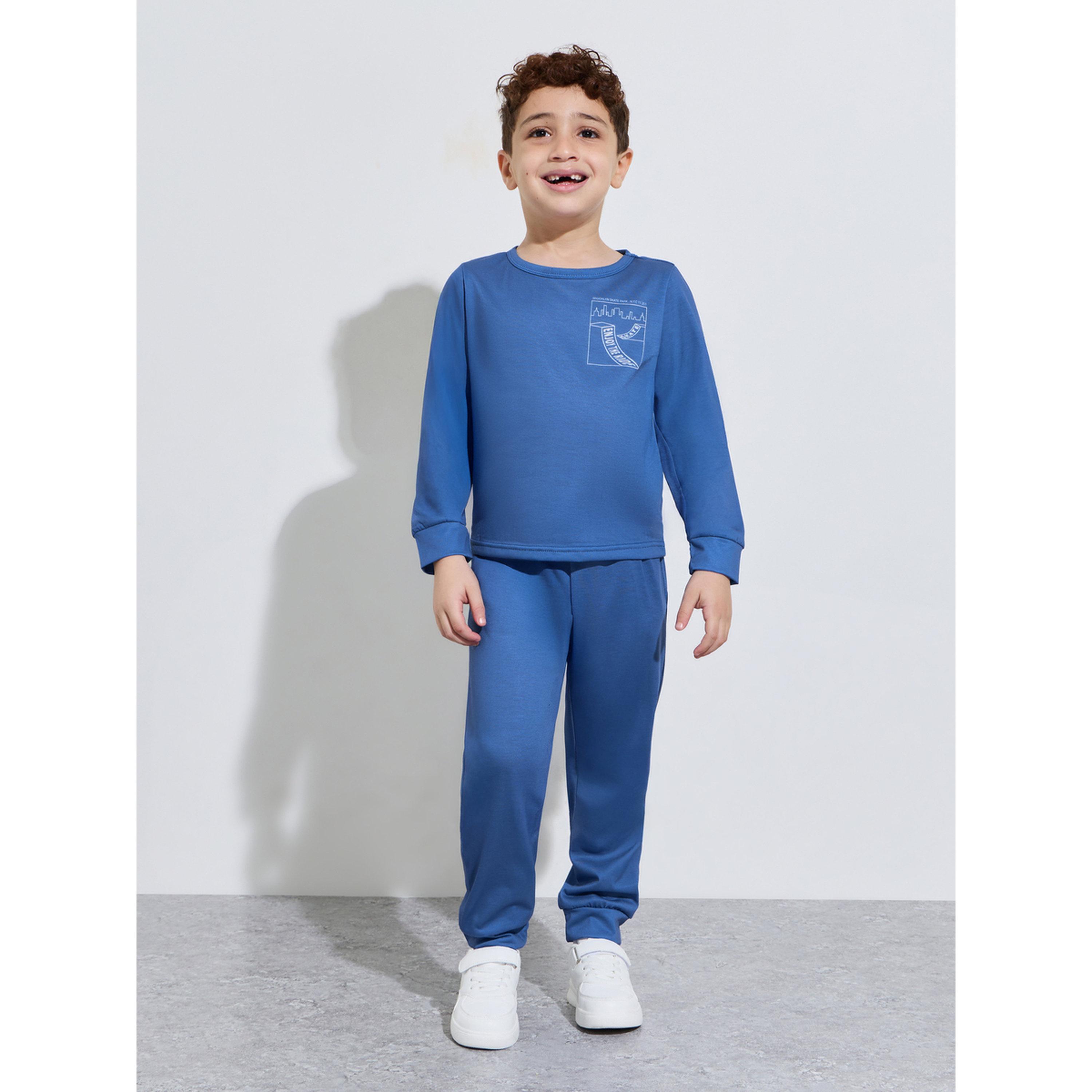 طقم بيجاما من بنطال وتيشيرت بقصة عادية وطبعة جرافيك أزرق للأولاد-boys-clothing-nightwear-image-1