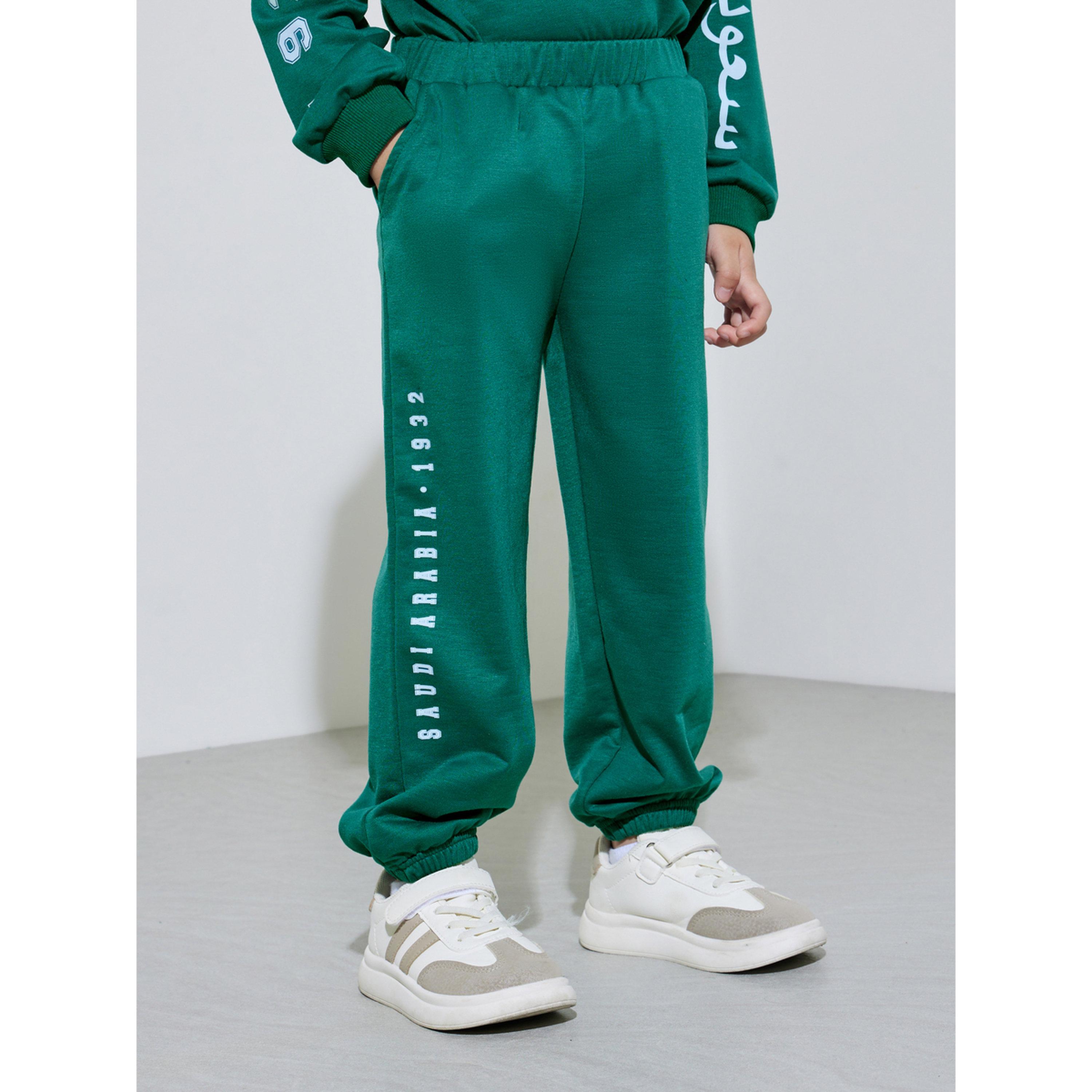 Styli Boys Dark Green KSA National Day Print Sweatshirt and Joggers Set-boys-clothing-setsandcoords-image-5