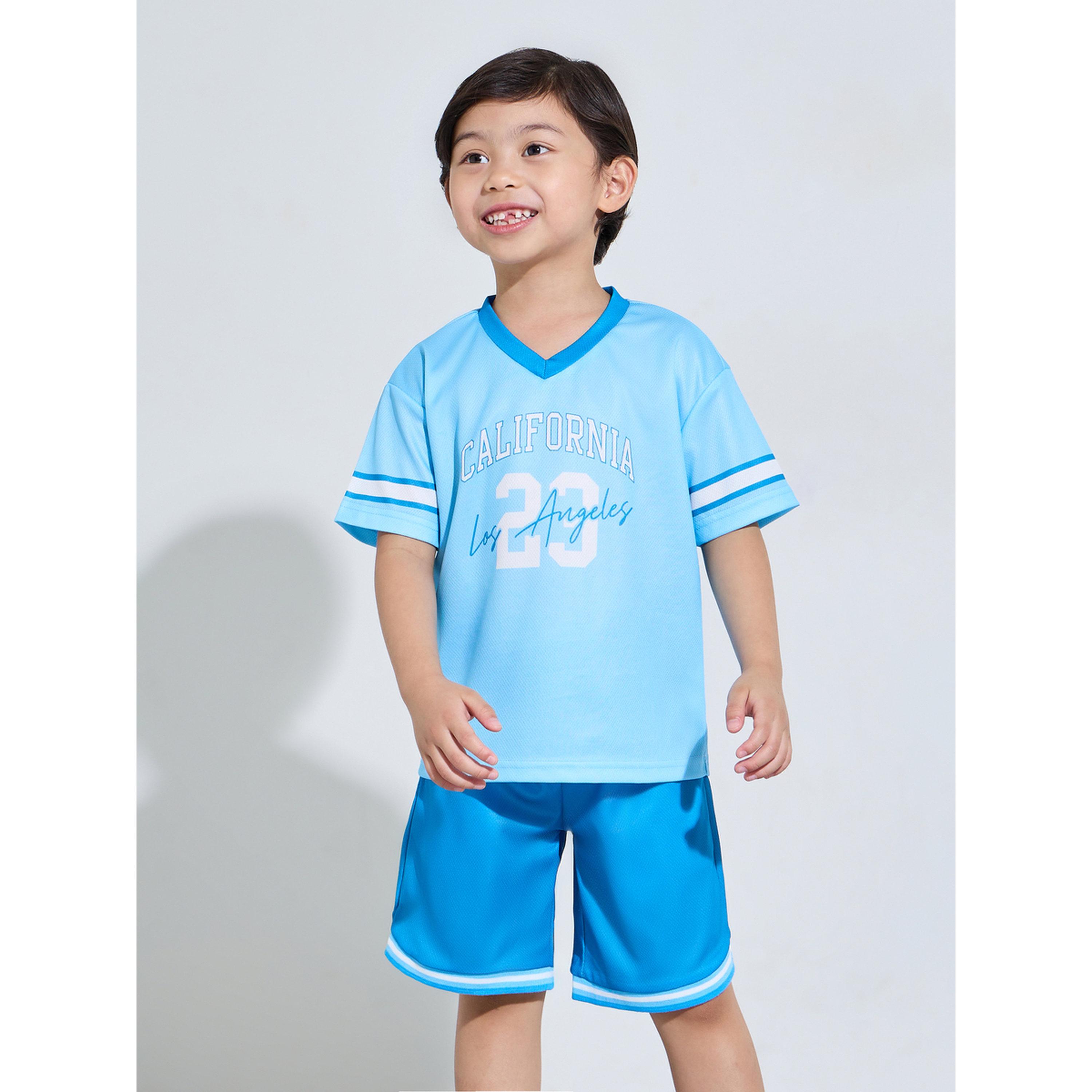 طقم رياضي من شورت وتيشيرت واسع وطبعة جرافيك للأولاد-boys-clothing-setsandcoords-image-1