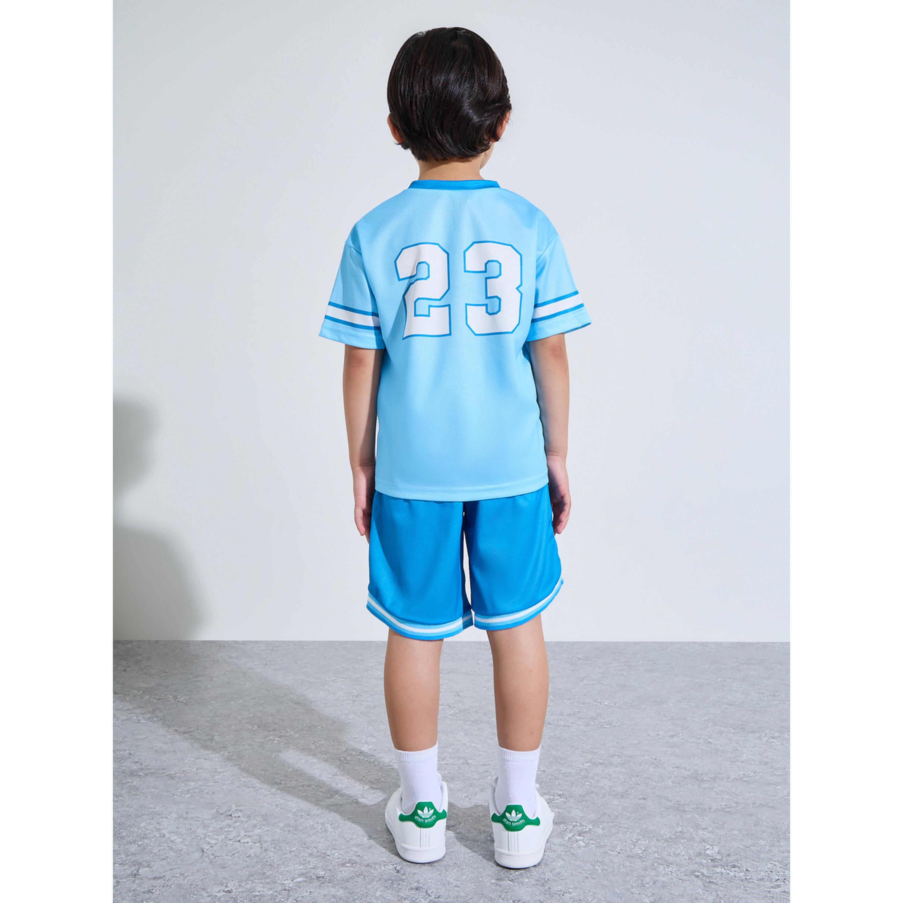 طقم رياضي من شورت وتيشيرت واسع وطبعة جرافيك للأولاد-boys-clothing-setsandcoords-image-3