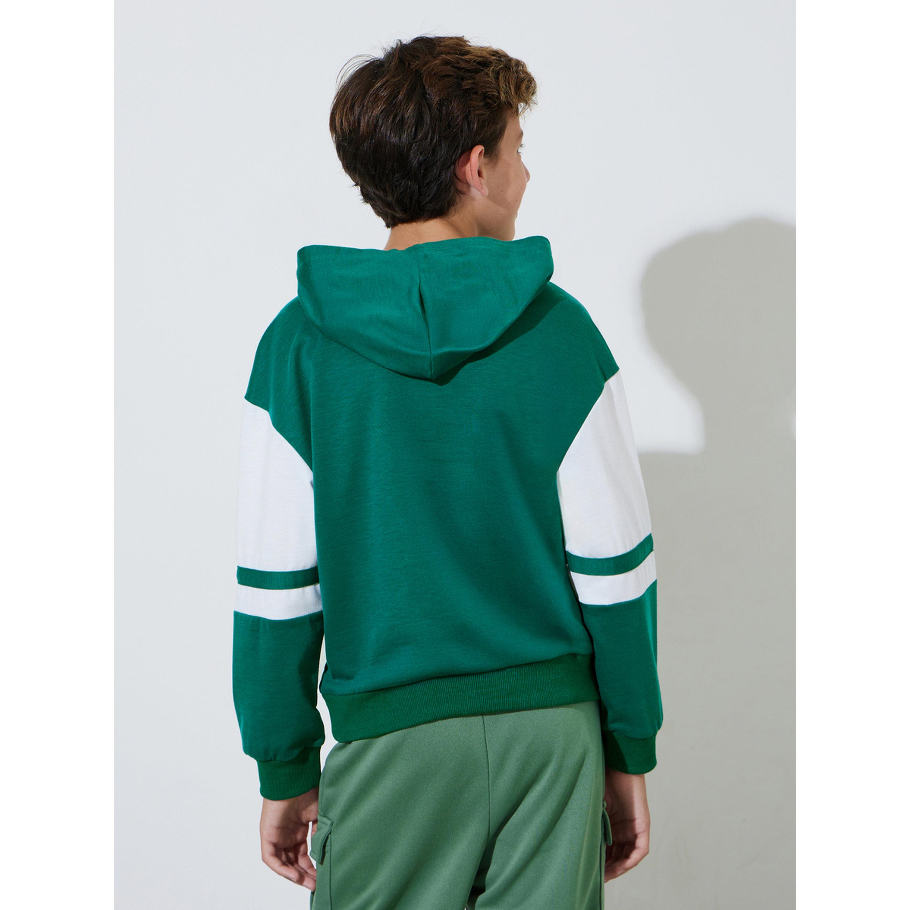 Styli Teen Boys Green Embroidered Oversized Hoodie-boys-clothing-sweatshirts-image-4