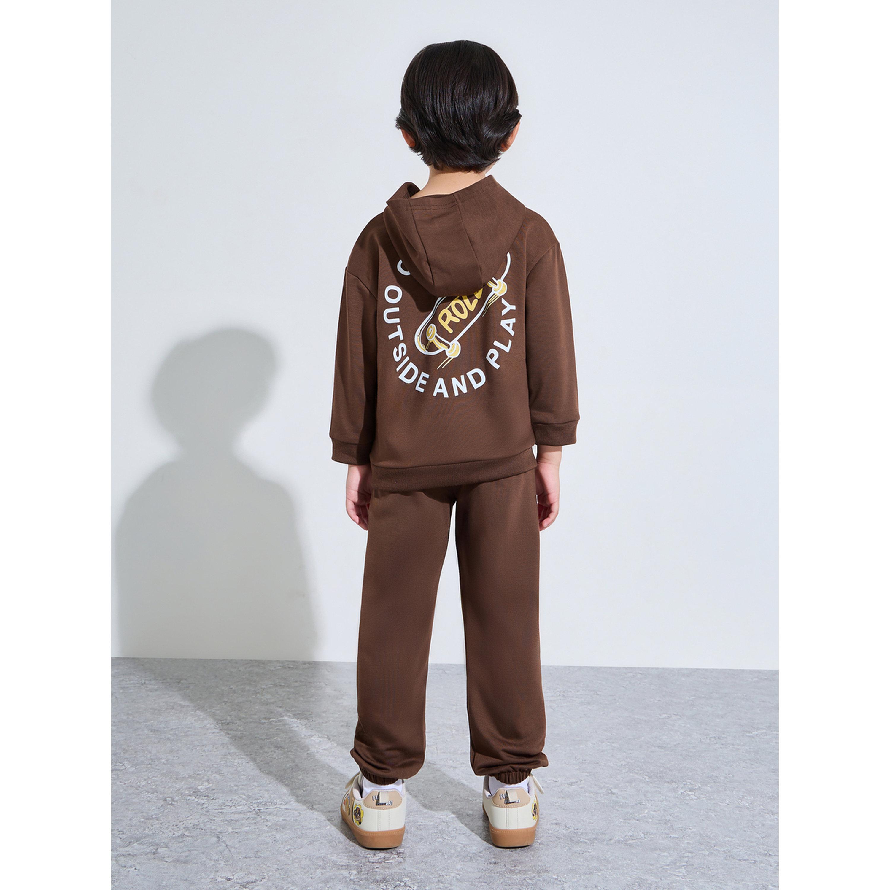 طقم من جوغر وهودي وطبعة لوح تزلج للأولاد-boys-clothing-setsandcoords-image-2