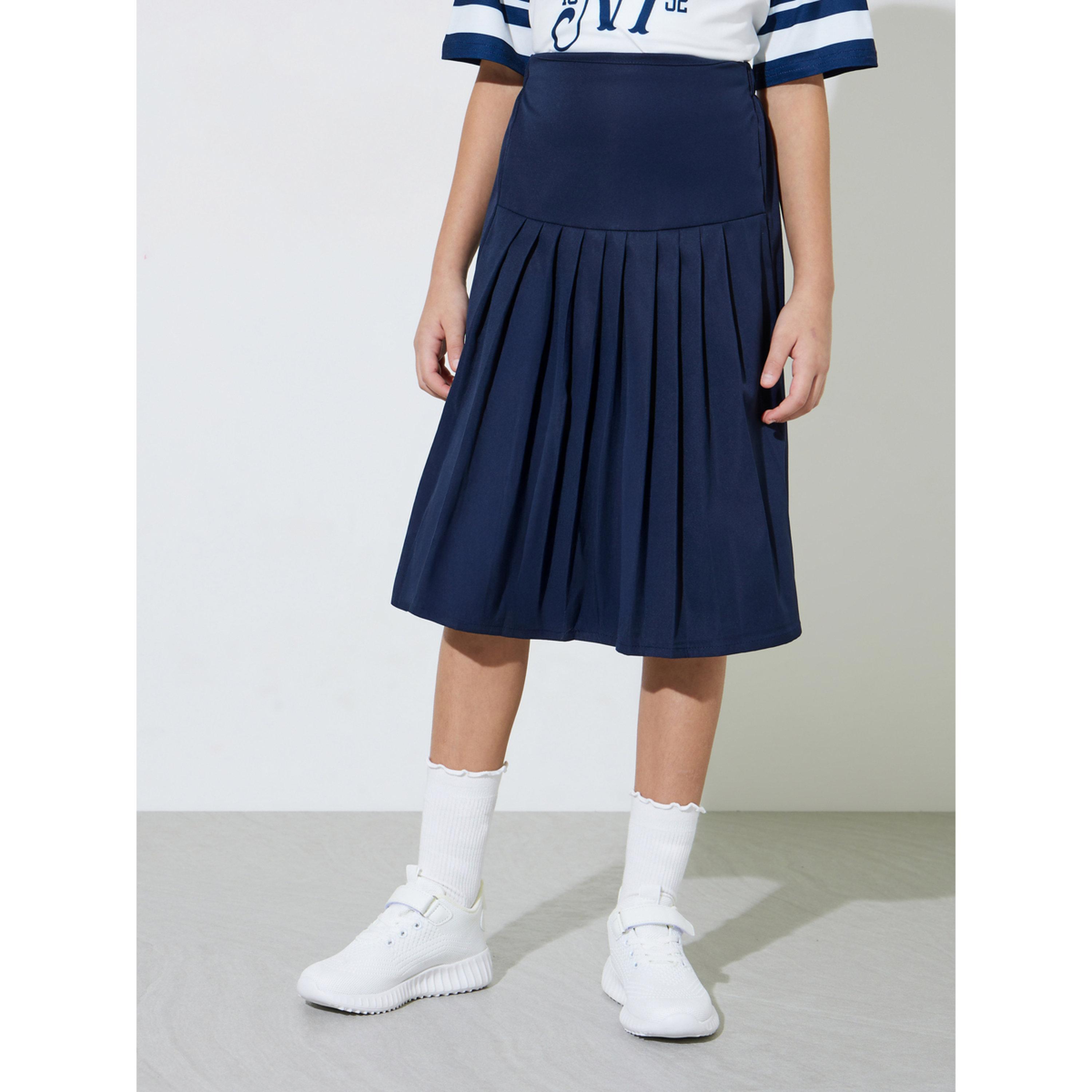 Styli Teen Girls Graphic Print Oversized T-Shirt and Pleated knee Length Skirt Set-girls-clothing-setsandcoords-image-5