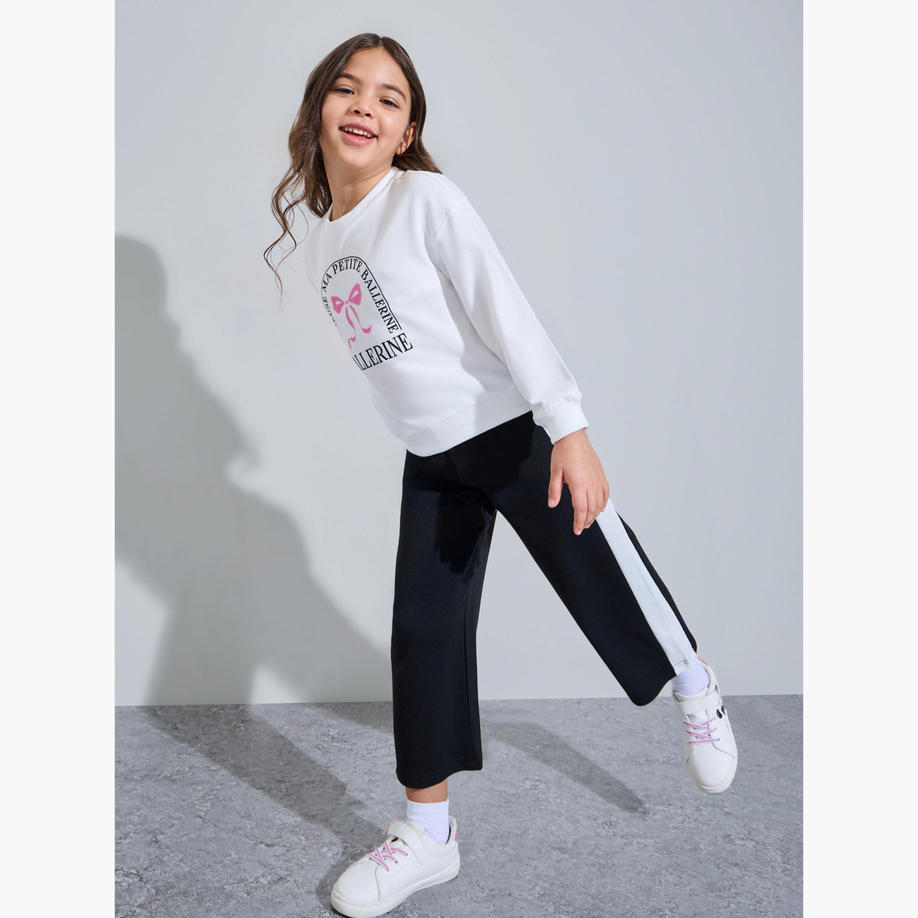 مجموعة من جوغر بشريط جانبي وسويت شيرت بطبعة جرافيك-girls-clothing-setsandcoords-image-3