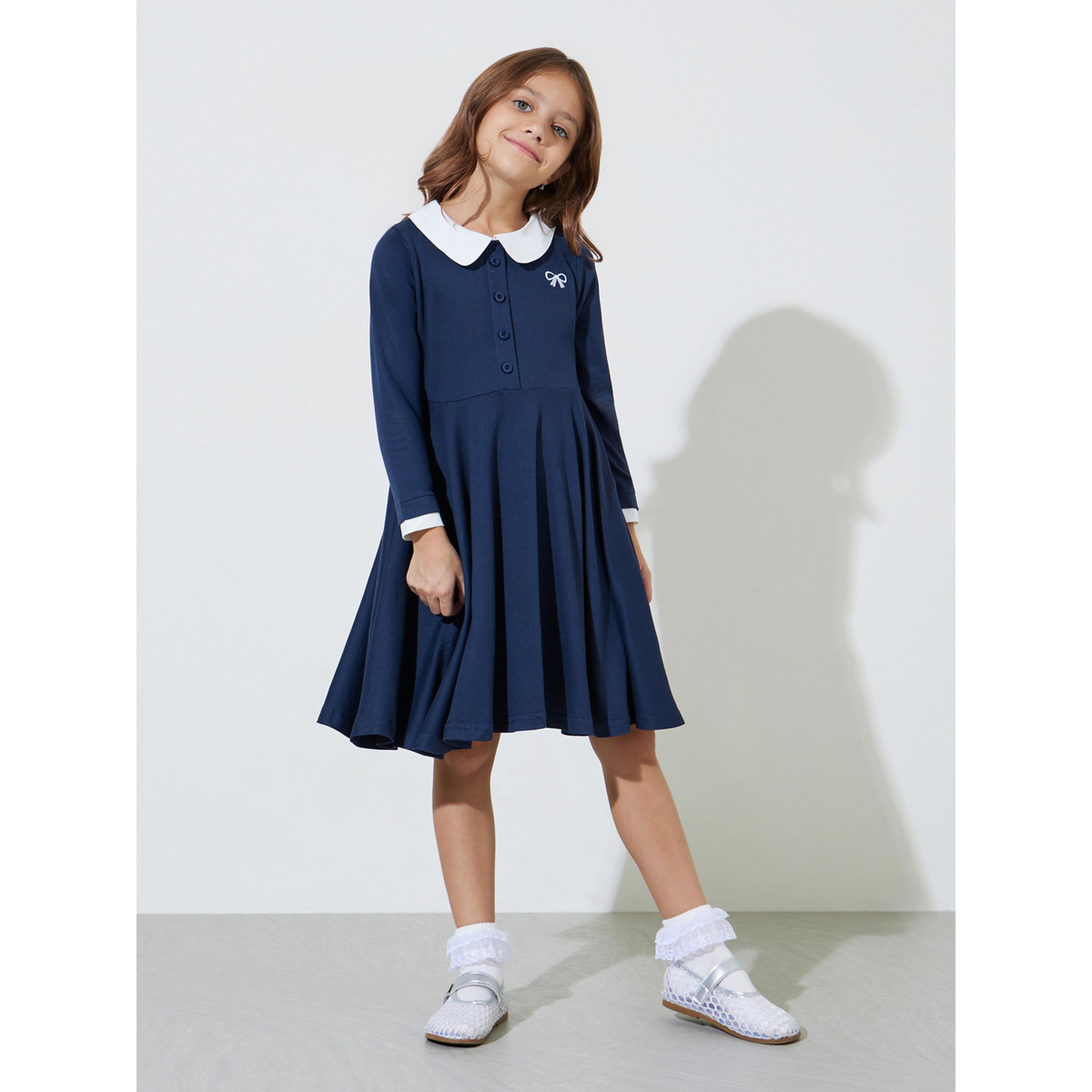 ستايلي - فستان ميدي للبنات باللون الأزرق الداكن مزين بأزرار وياقة بيتر بان وقصة واسعة-girls-clothing-dressesandjumpsuits-image-2