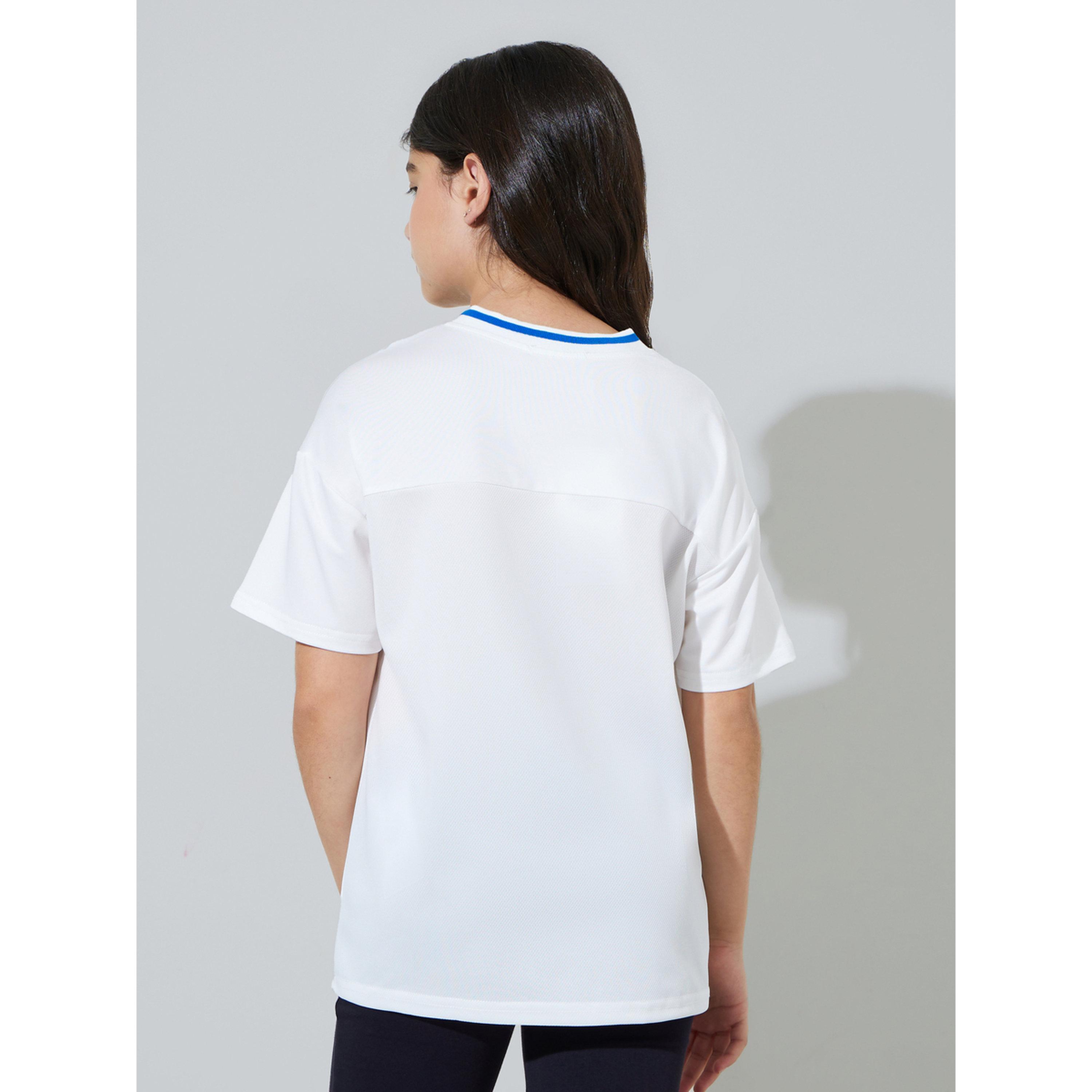 Styli Teen Girls White Graphic Print V Neck Sports T-Shirt-sports-girls-clothing-tops-image-3