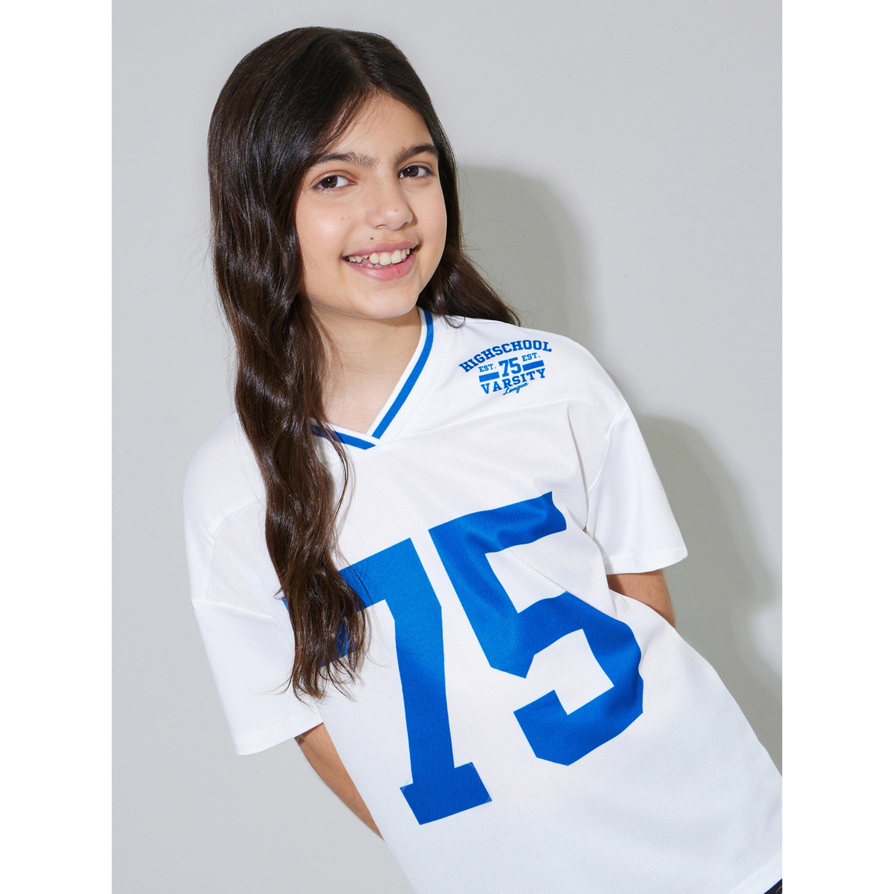 Styli Teen Girls White Graphic Print V Neck Sports T-Shirt-sports-girls-clothing-tops-image-4