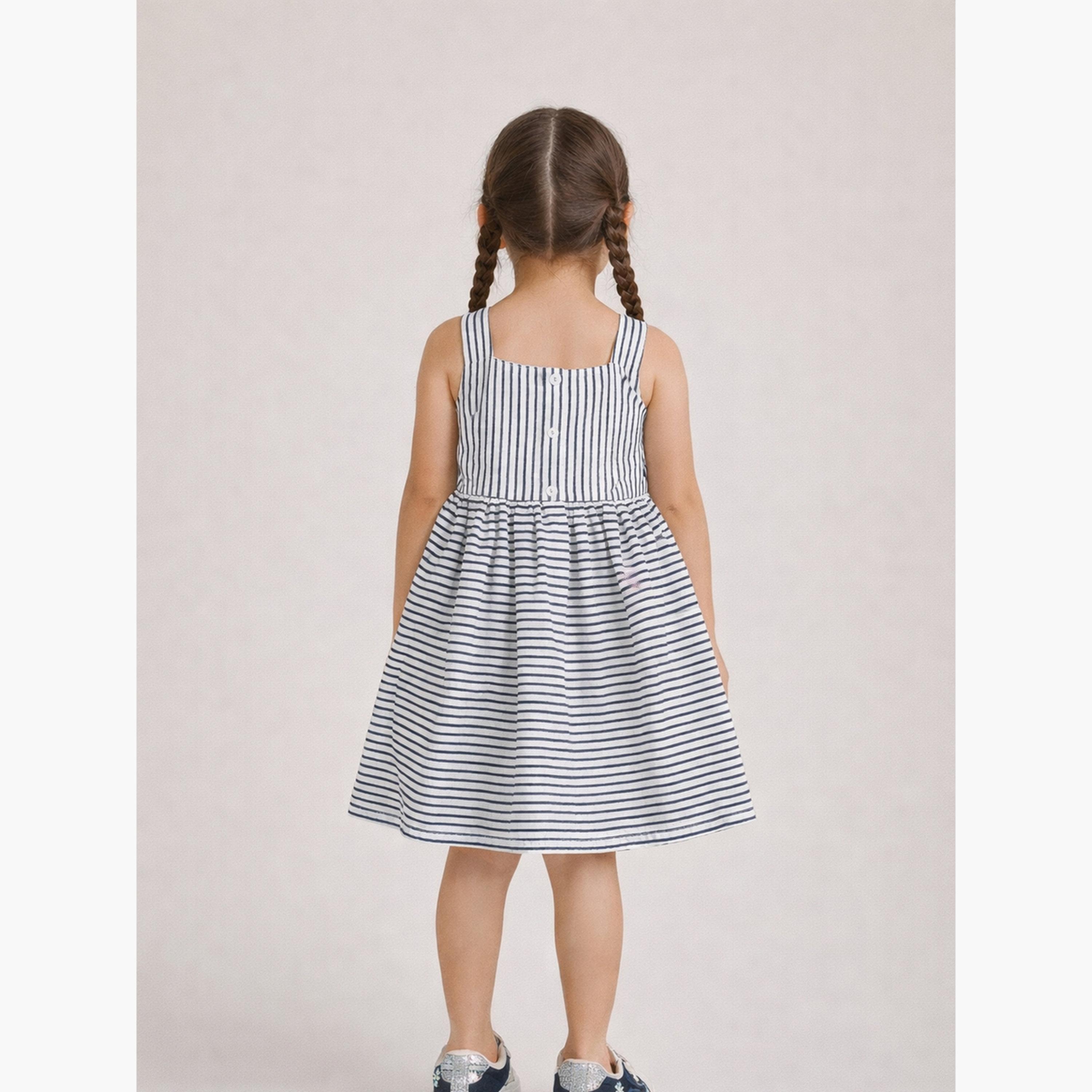فستان مخطط بتفاصيل فيونكة للبنات-girls-clothing-dressesandjumpsuits-image-5