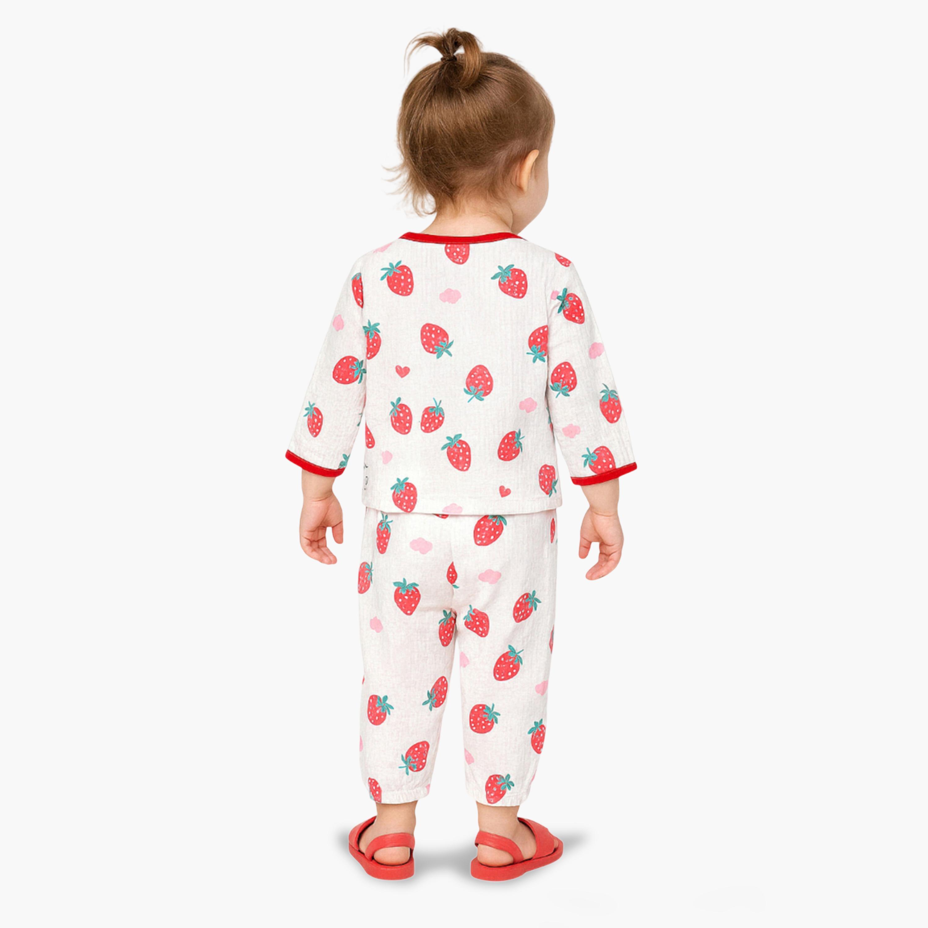 طقم بيجاما من بنطال وبلوزة قطن بطبعة فراولة-girls-clothing-nightwear-image-2