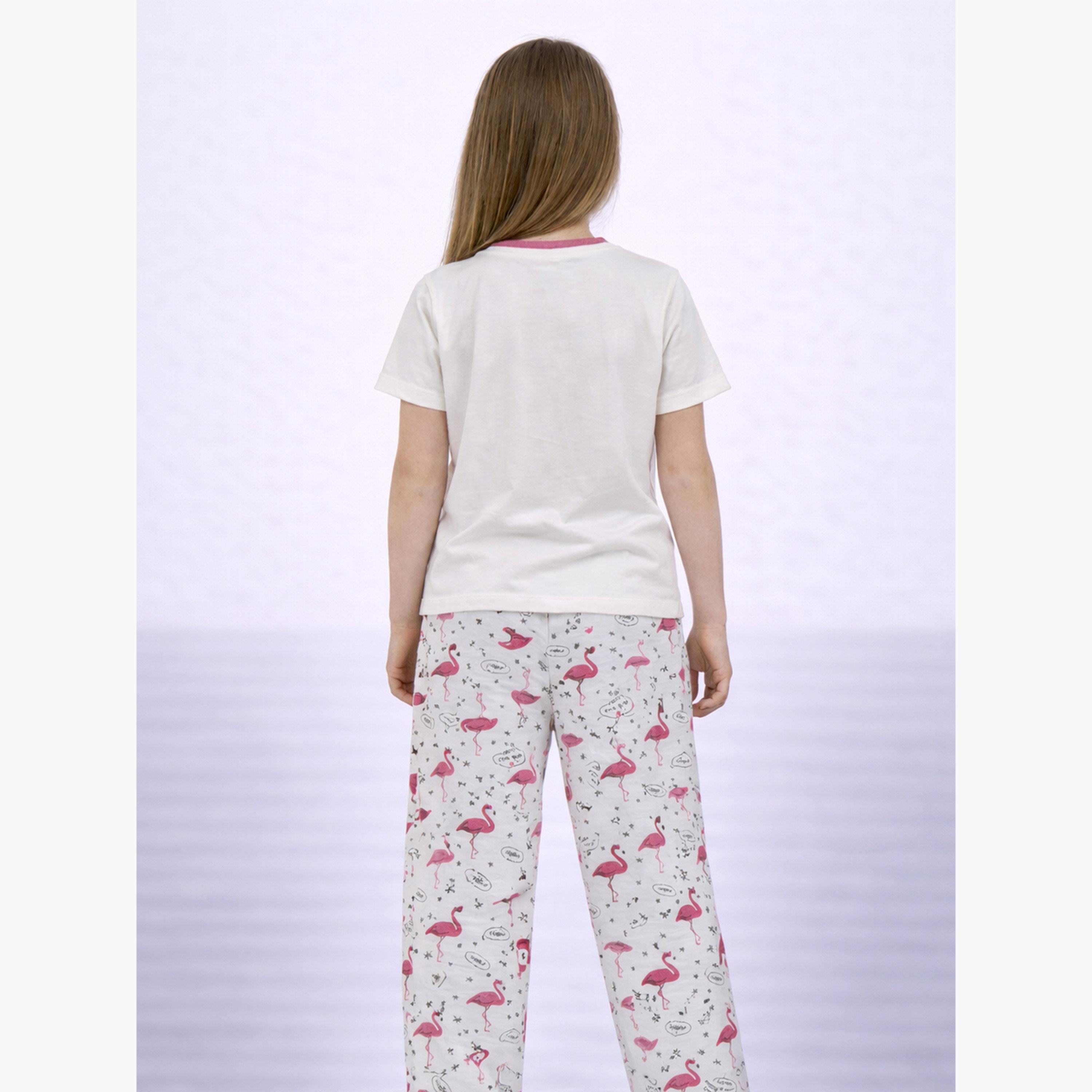 طقم بيجاما من بنطال وتيشيرت بطبعة-girls-clothing-nightwear-image-4