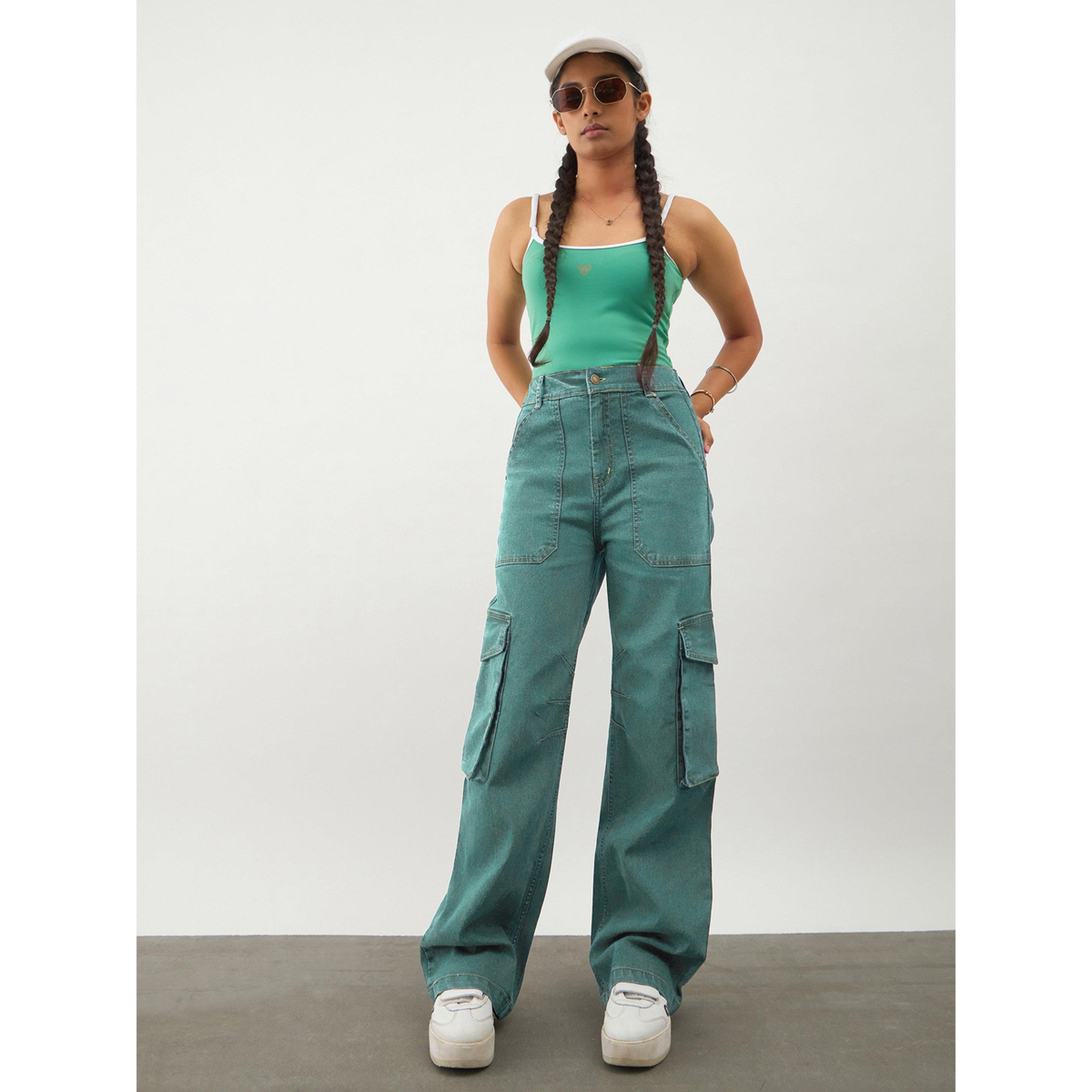 جينز كارجو دنيم مغسول بتفاصيل درزات متباينة وجيوب باللون الأخضر-girls-clothing-bottoms-jeansandjeggings-image-2