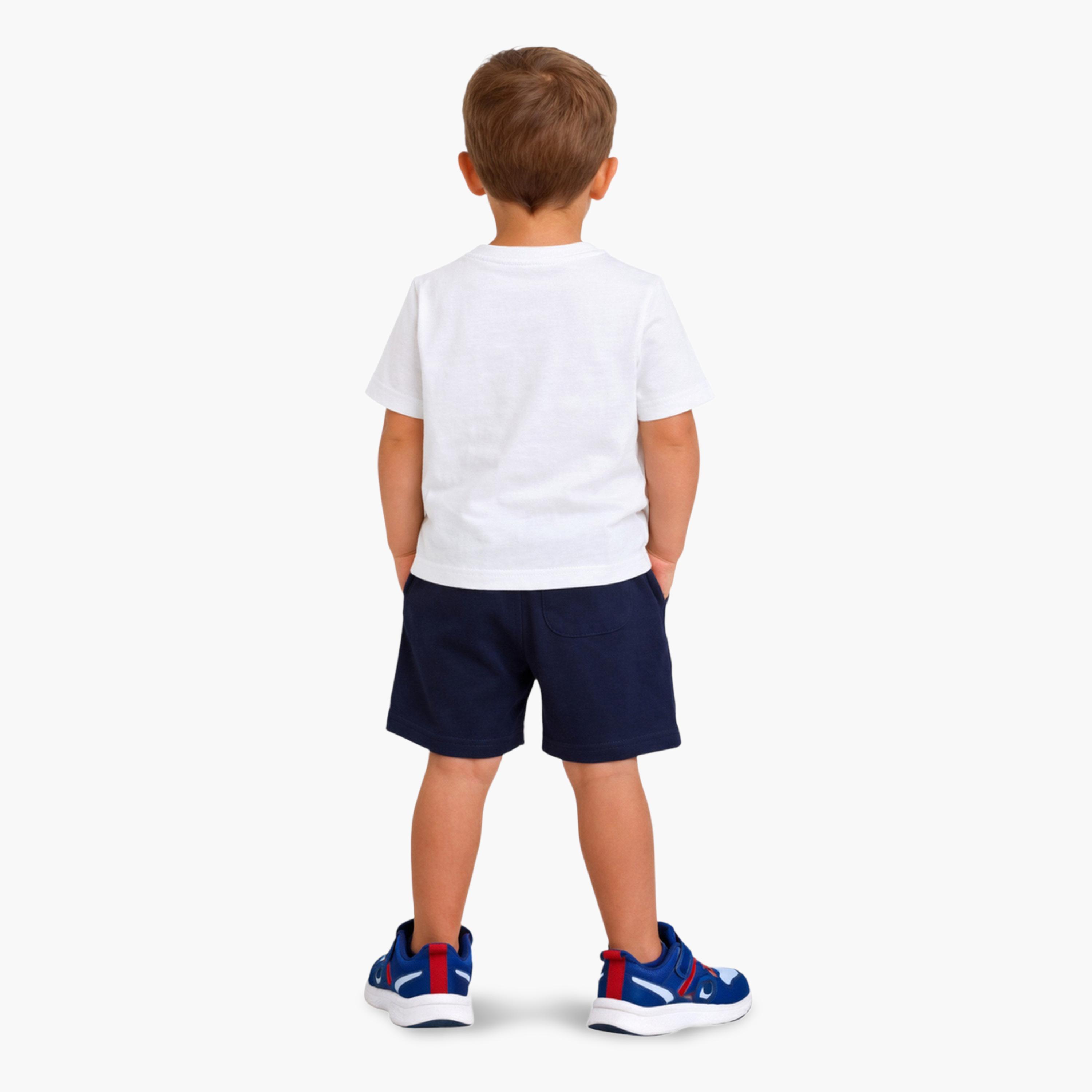 مجموعة من شورت وتيشيرت بياقة دائرية بطبعة-boys-clothing-setsandcoords-image-3